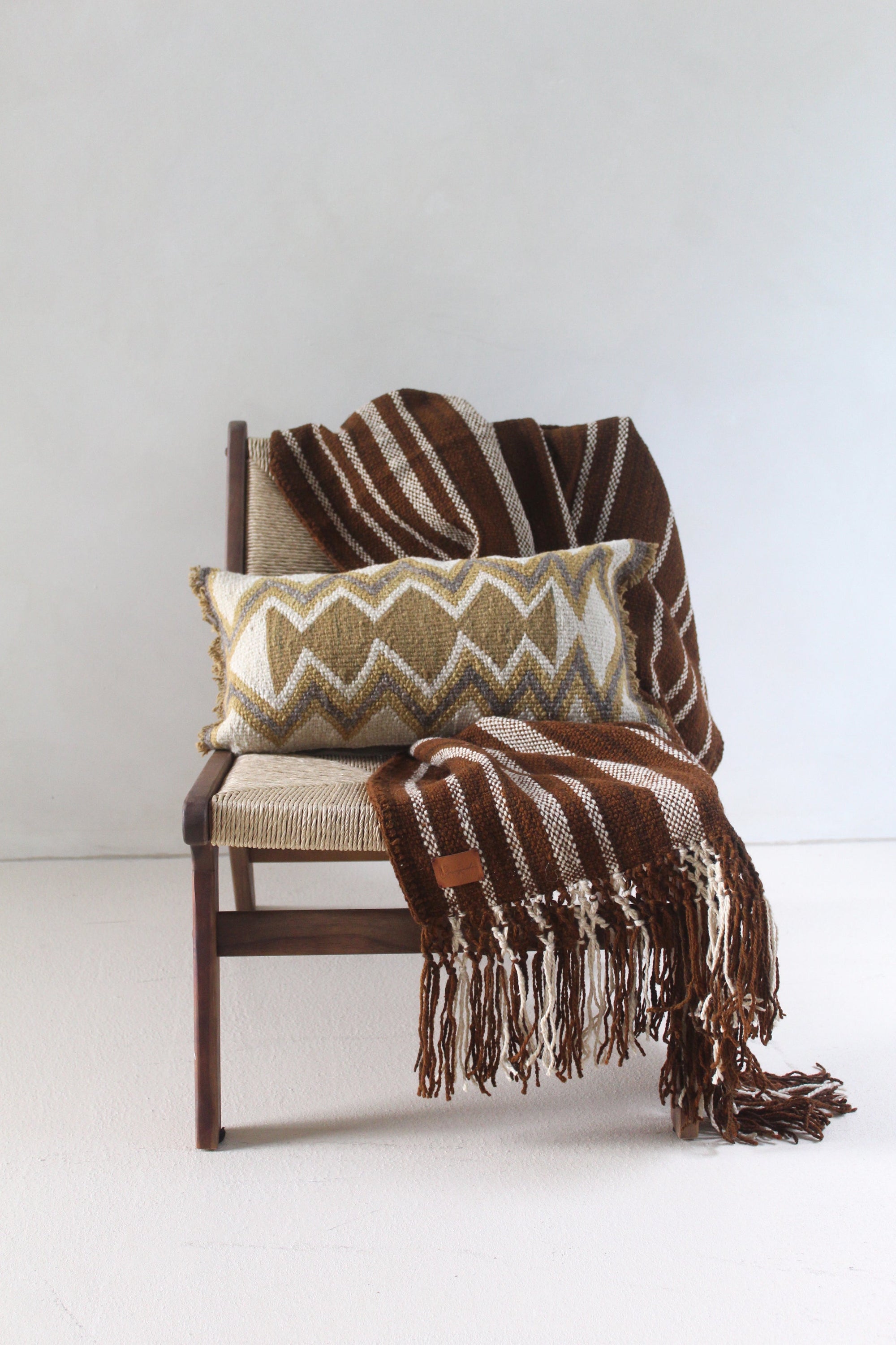 Casapacha Hand-Woven Throw Collection