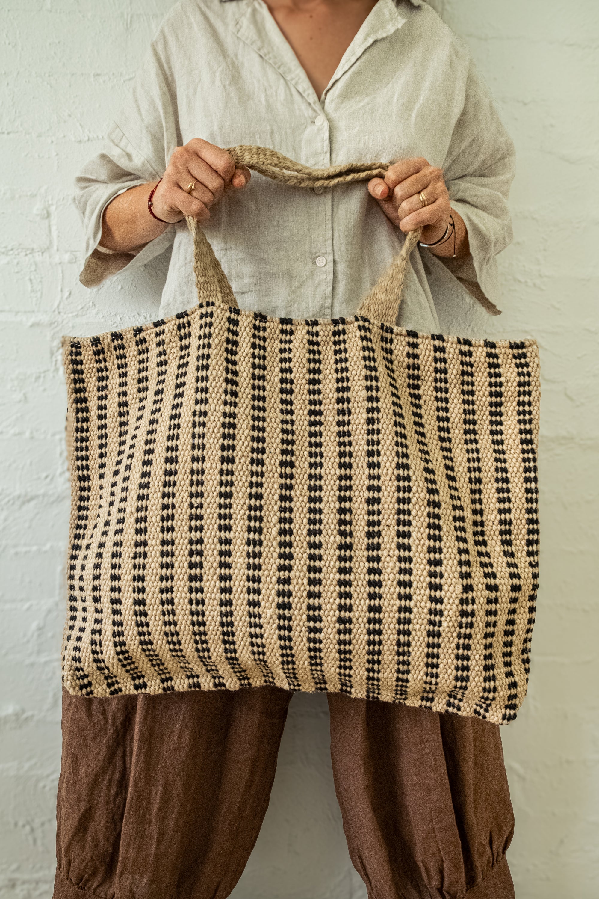 Hand woven XL Stripe Wool Bag | Beige &amp; Black