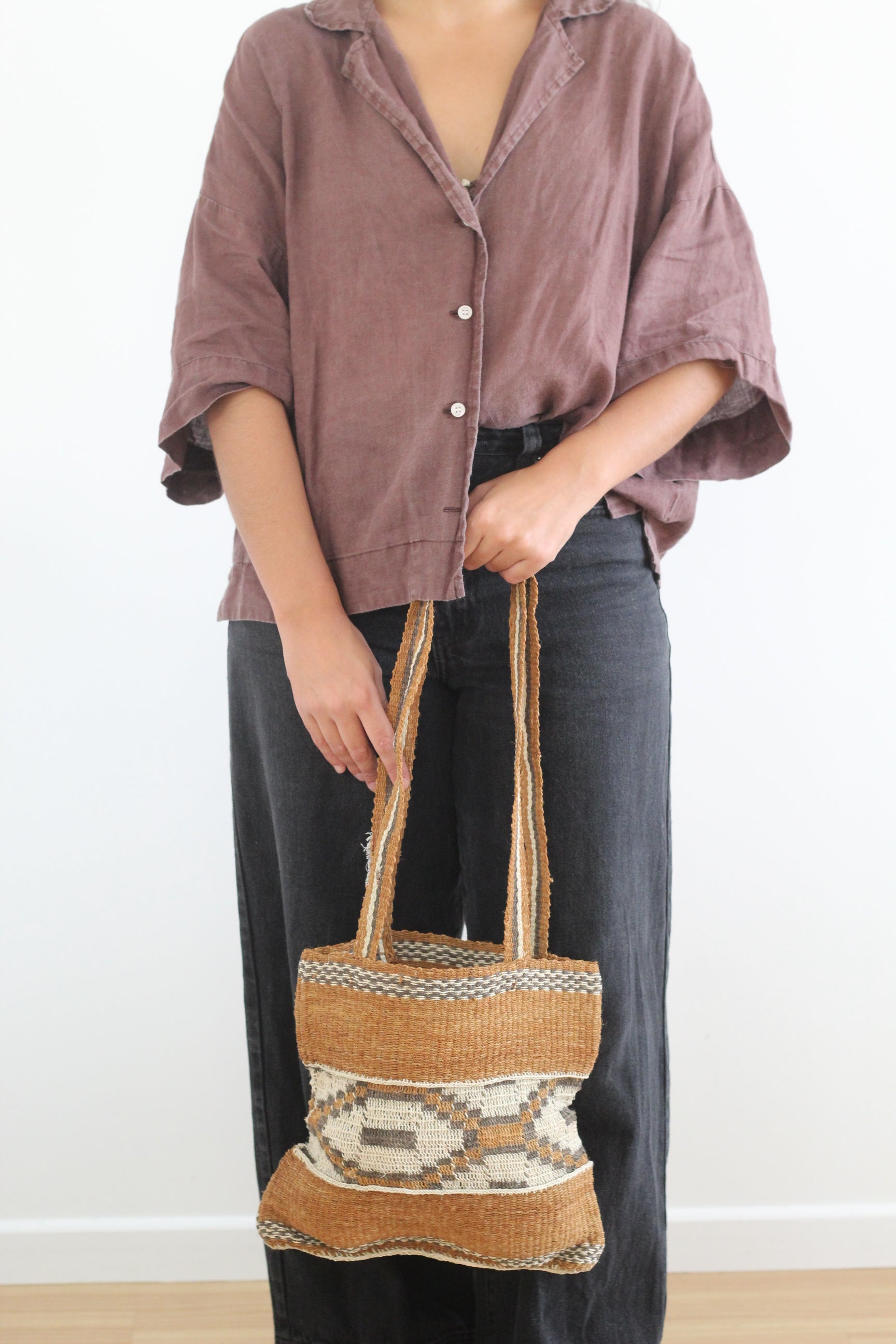 Hand woven Tierra Bag 