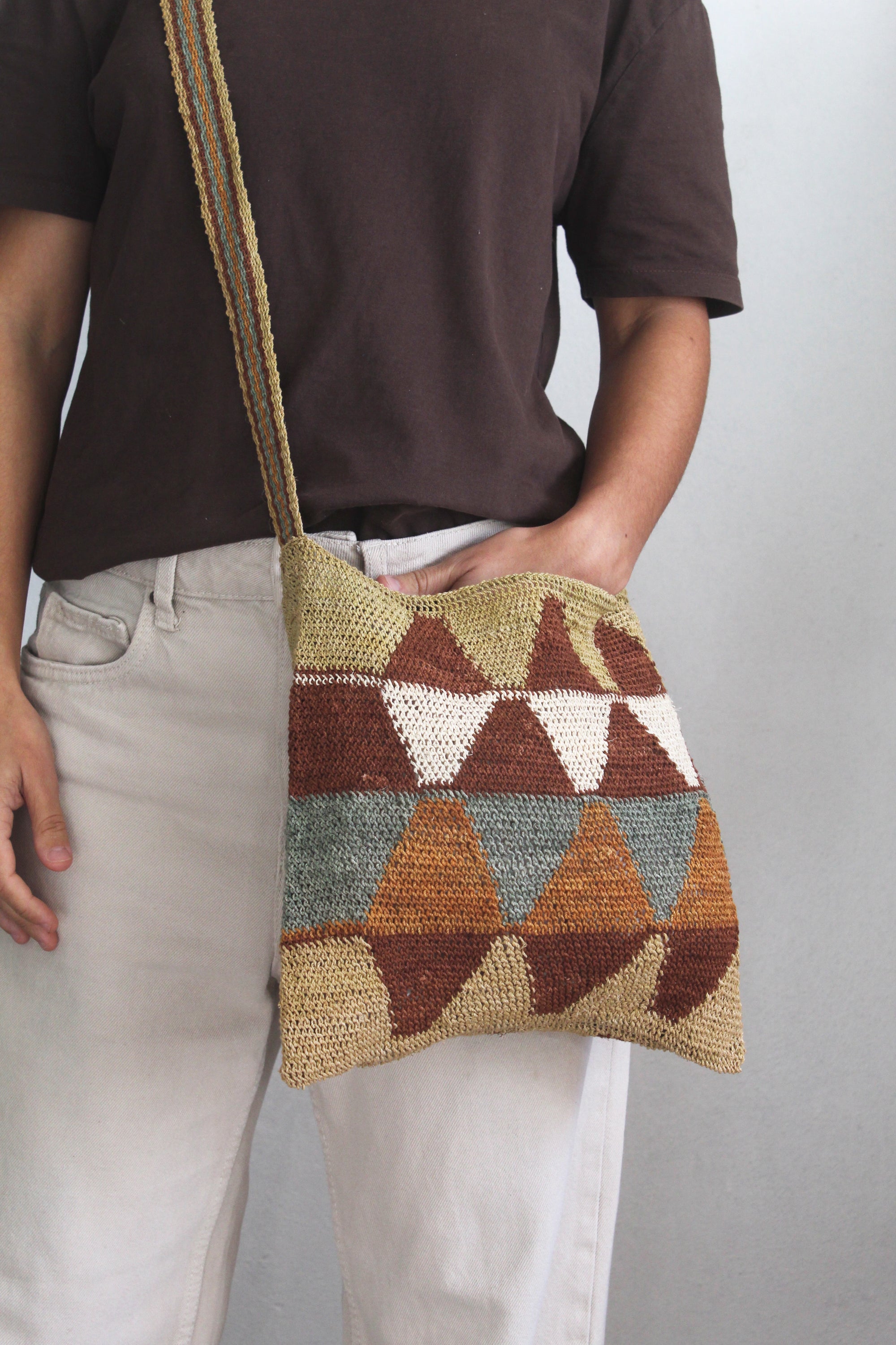Hand woven Tierra Bag 