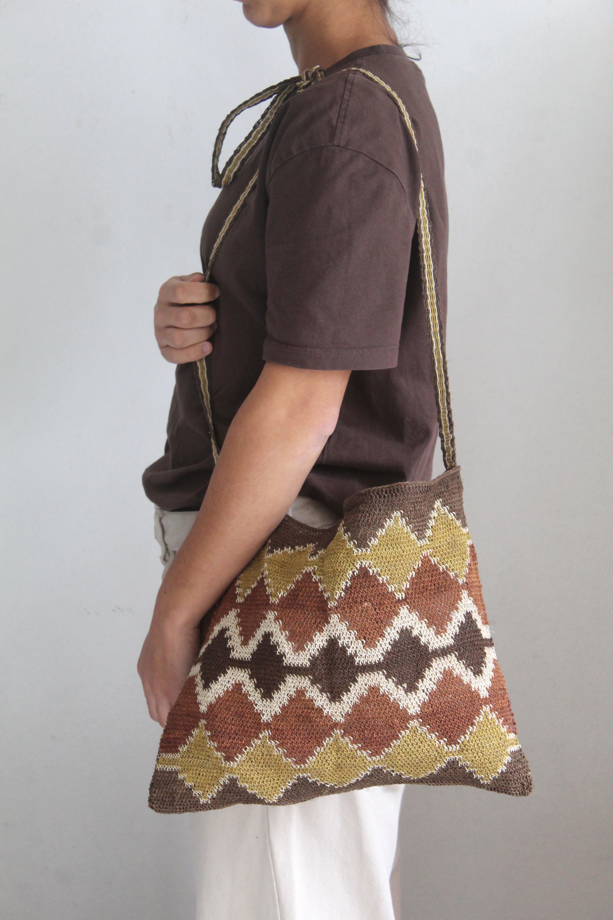 Hand woven Tierra Bag 