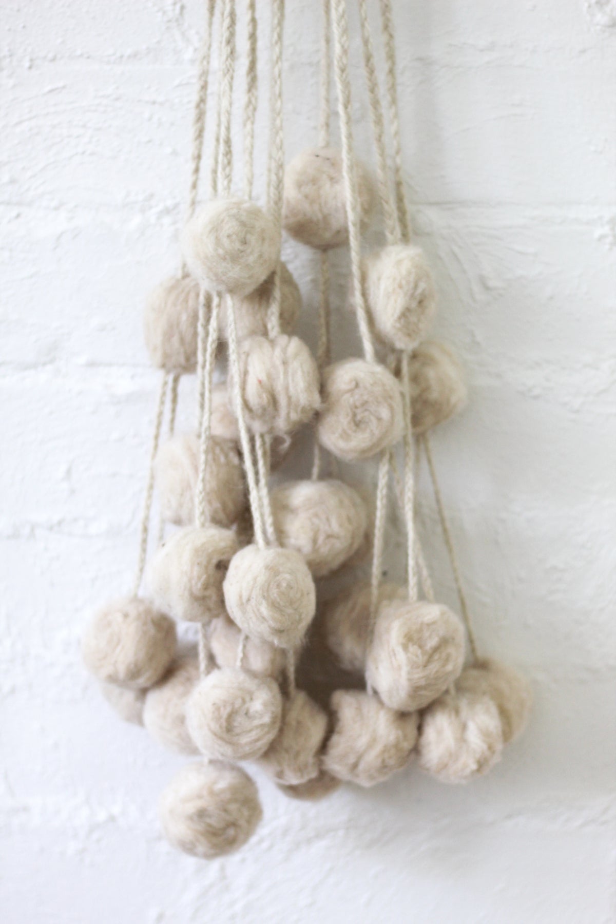 Pompons décoratifs au miel | Grand