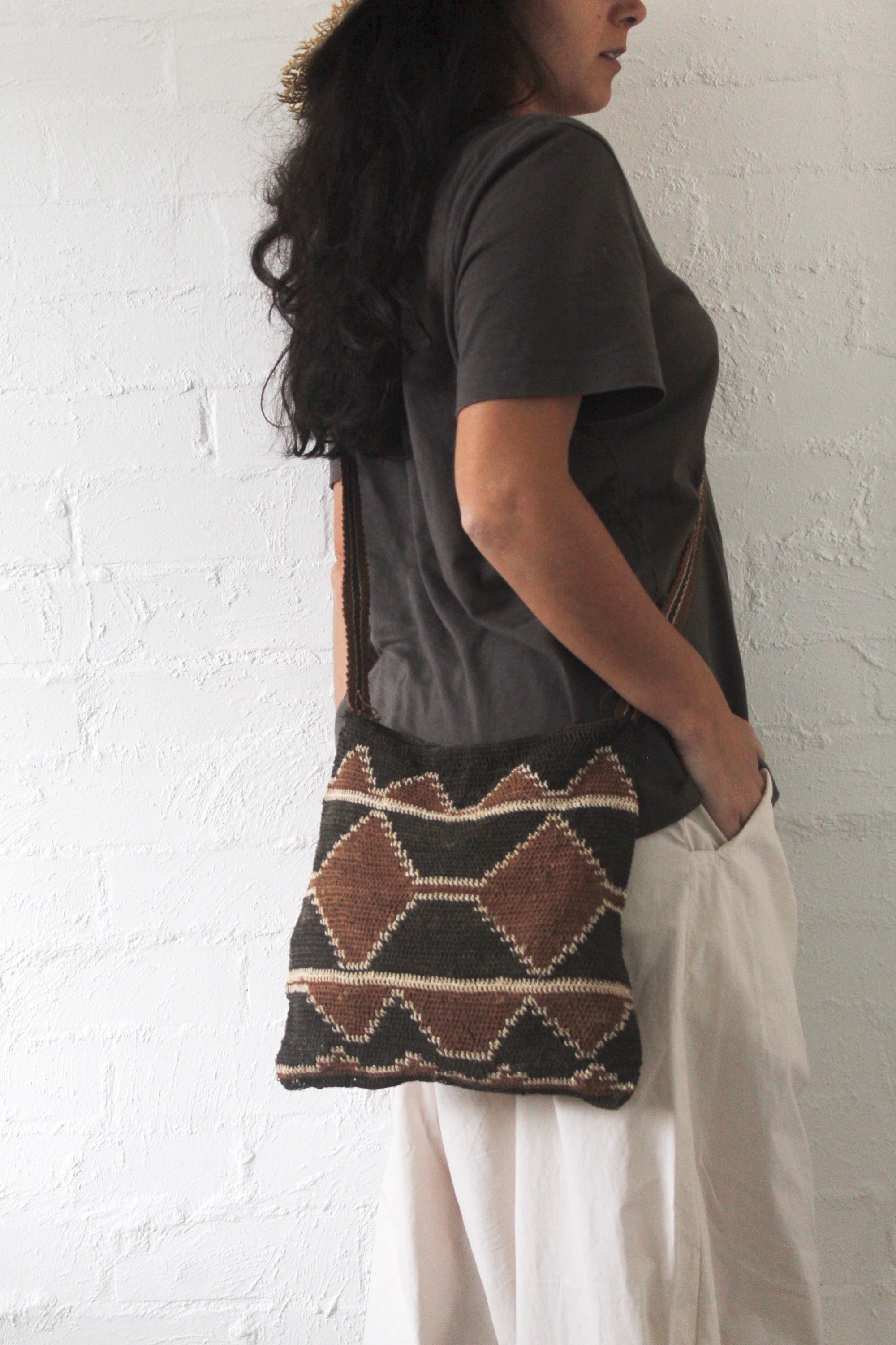 Hand woven Tierra Bag 