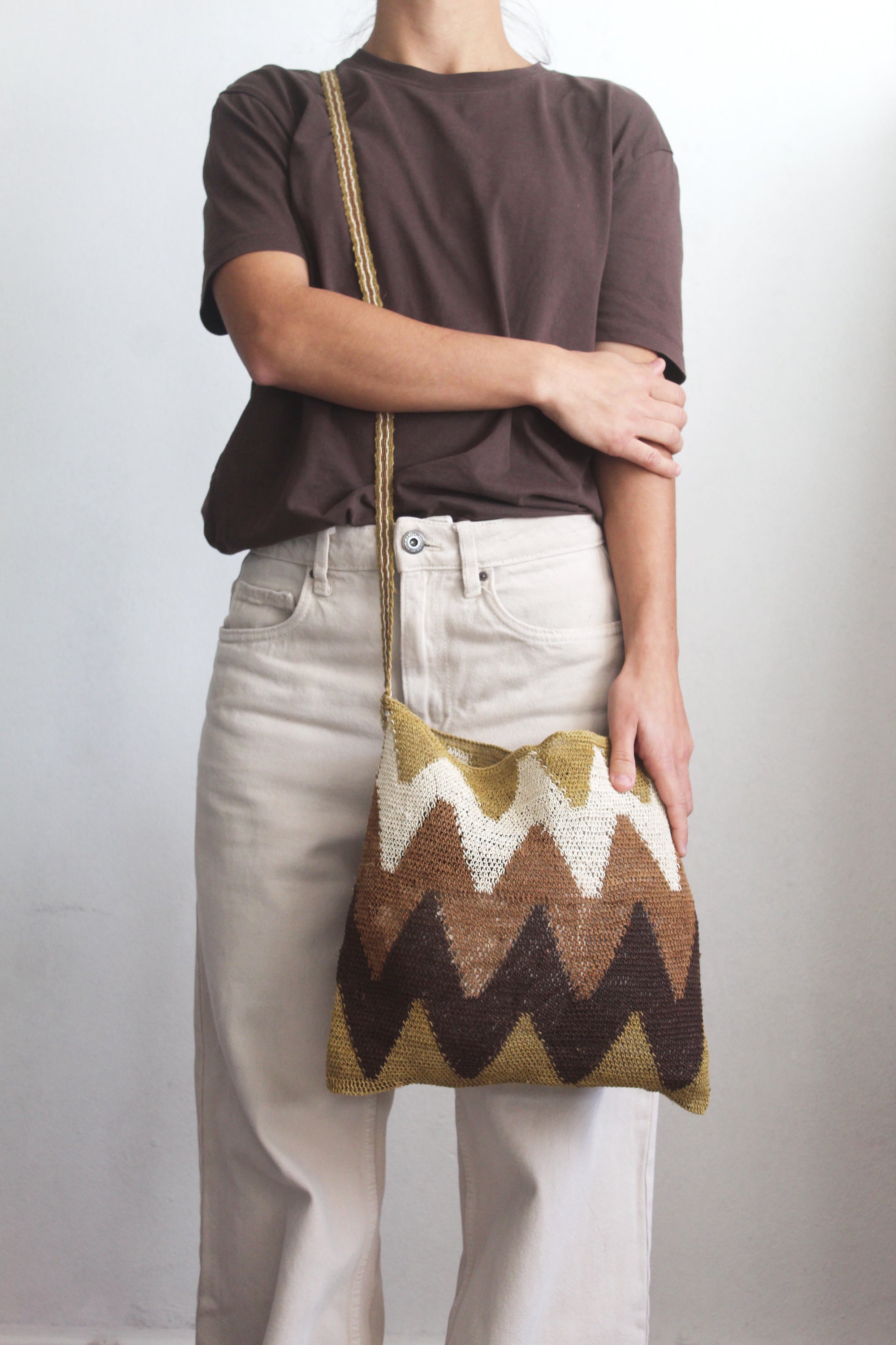 Hand woven Tierra Bag 
