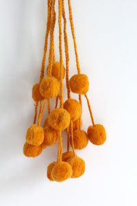 Decorative Honey Pom-Poms | Small