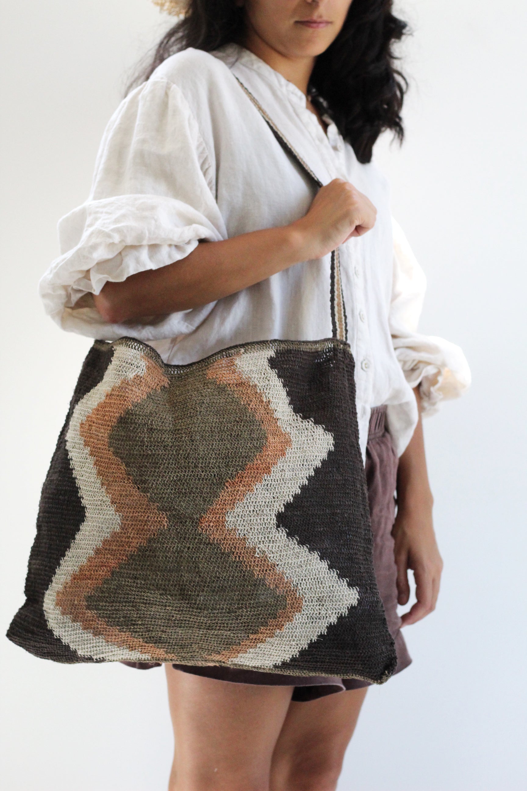 Hand woven Oversized Bag #043