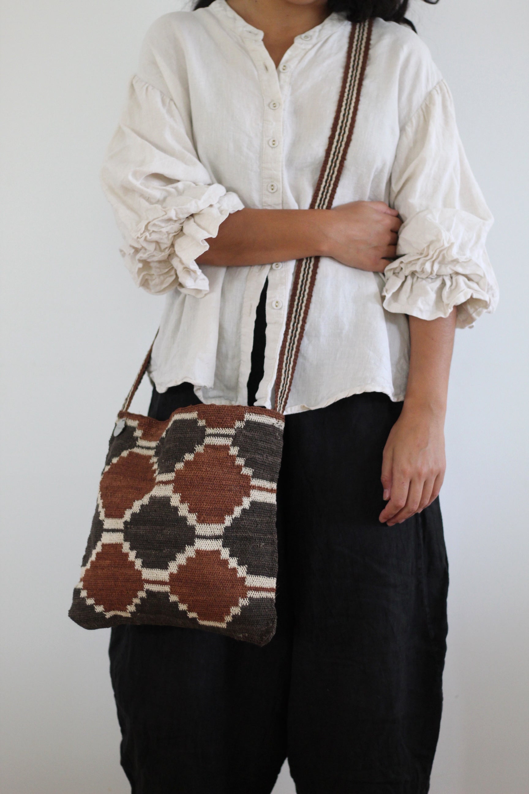 Hand woven Tierra Bag  #0351