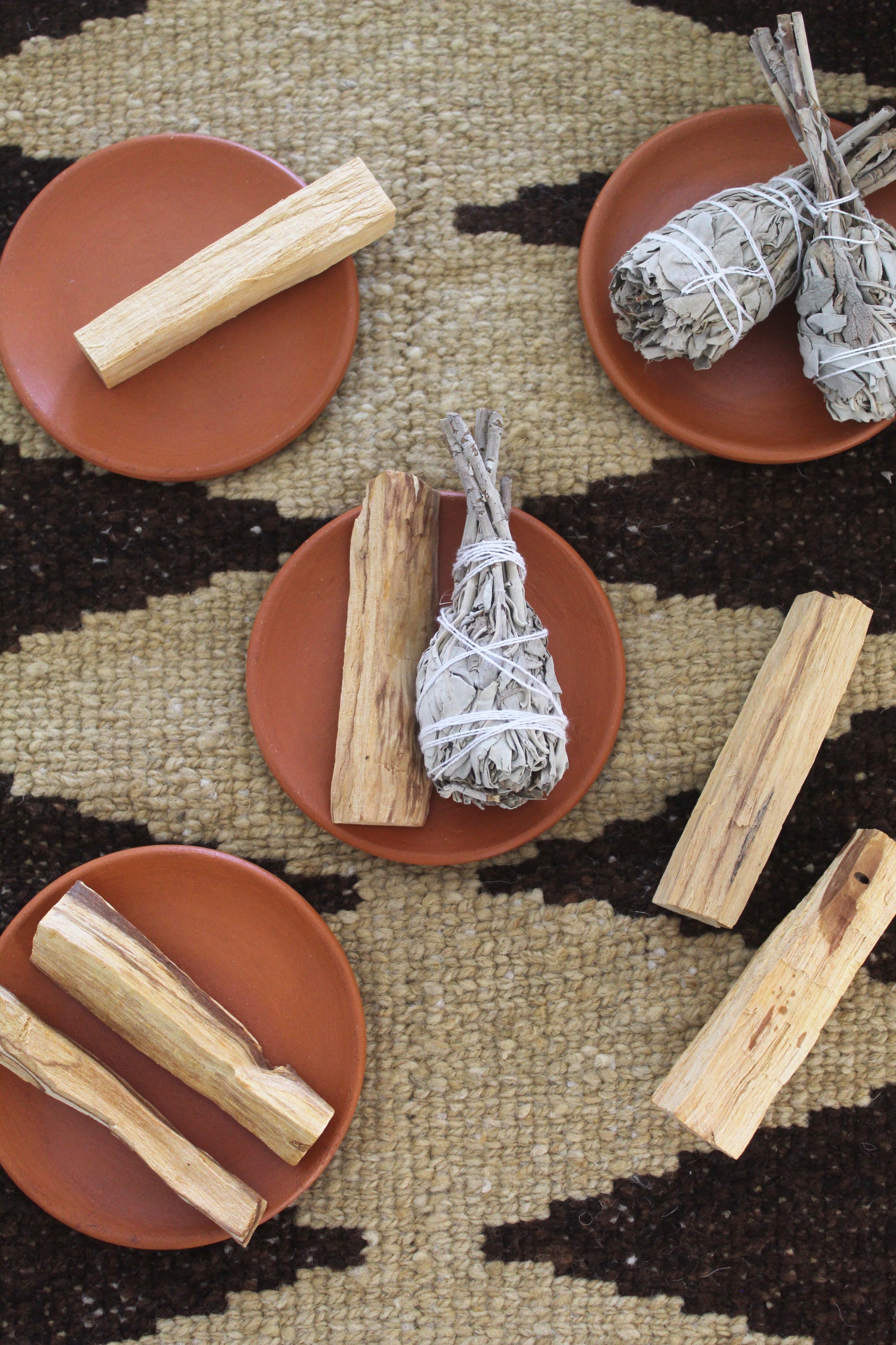 Casapacha Ritual Bundle, palo santo and ritual essentials