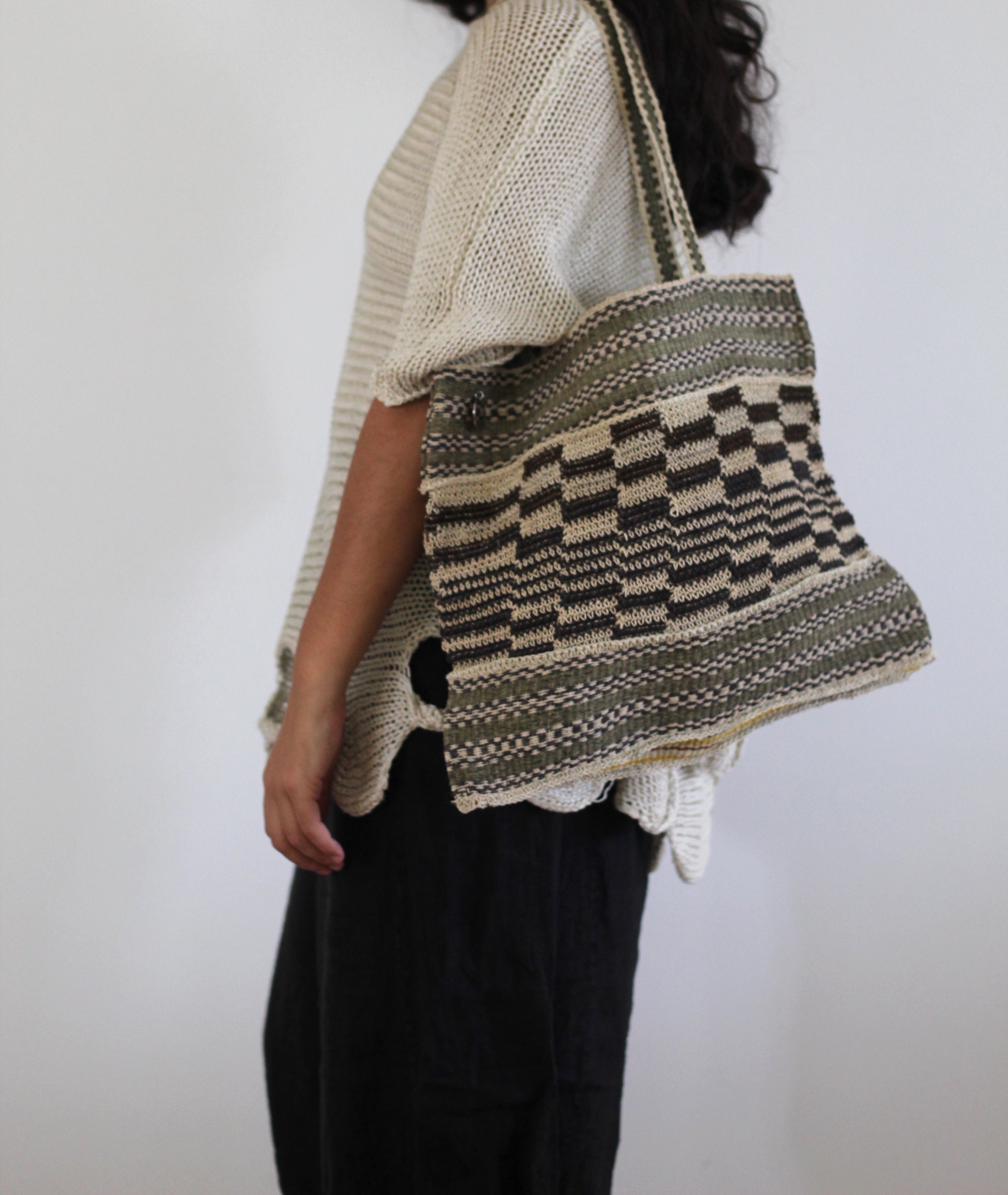 Hand woven Tierra Bag #0360