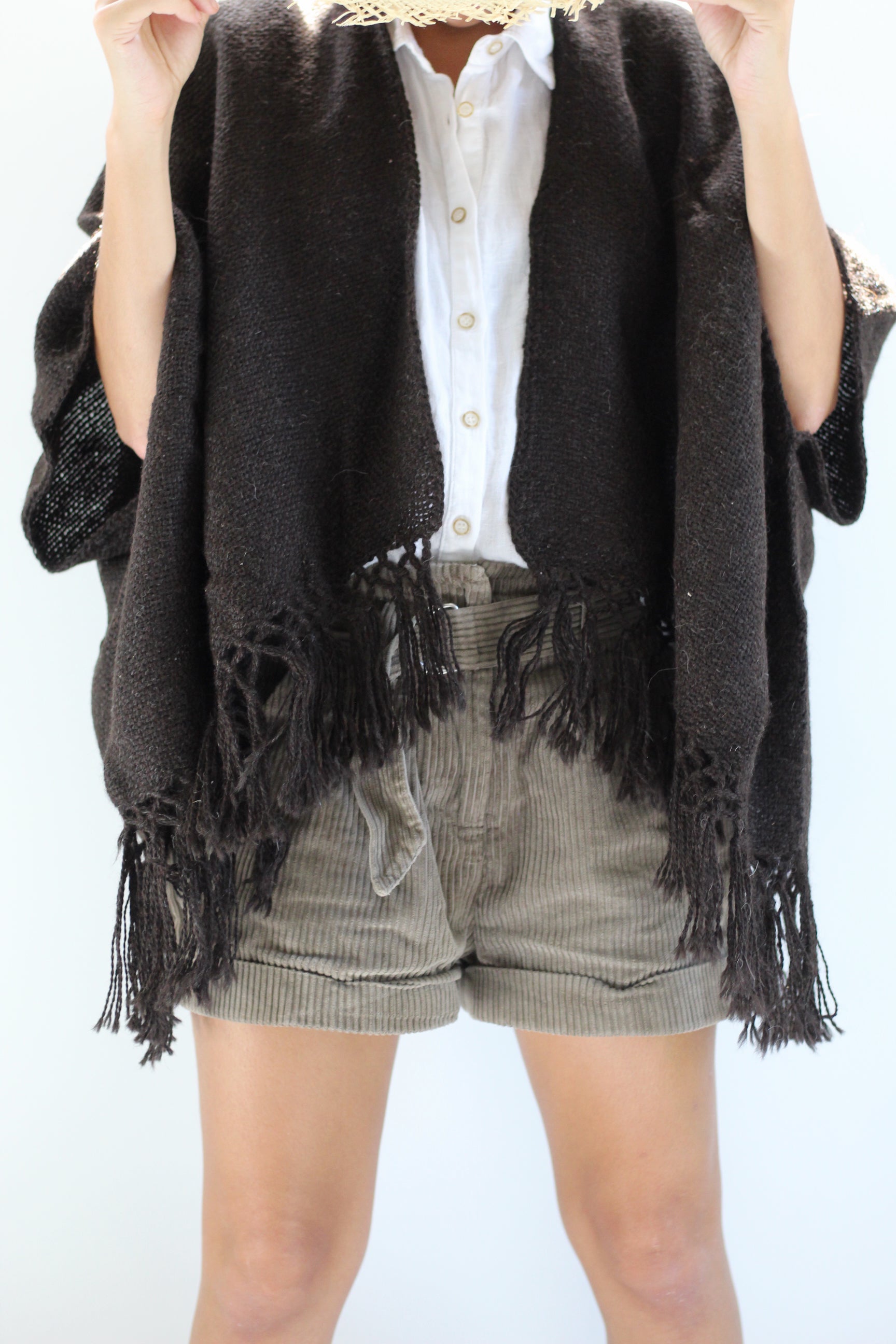 Llama Wool Mid Length Poncho | Black