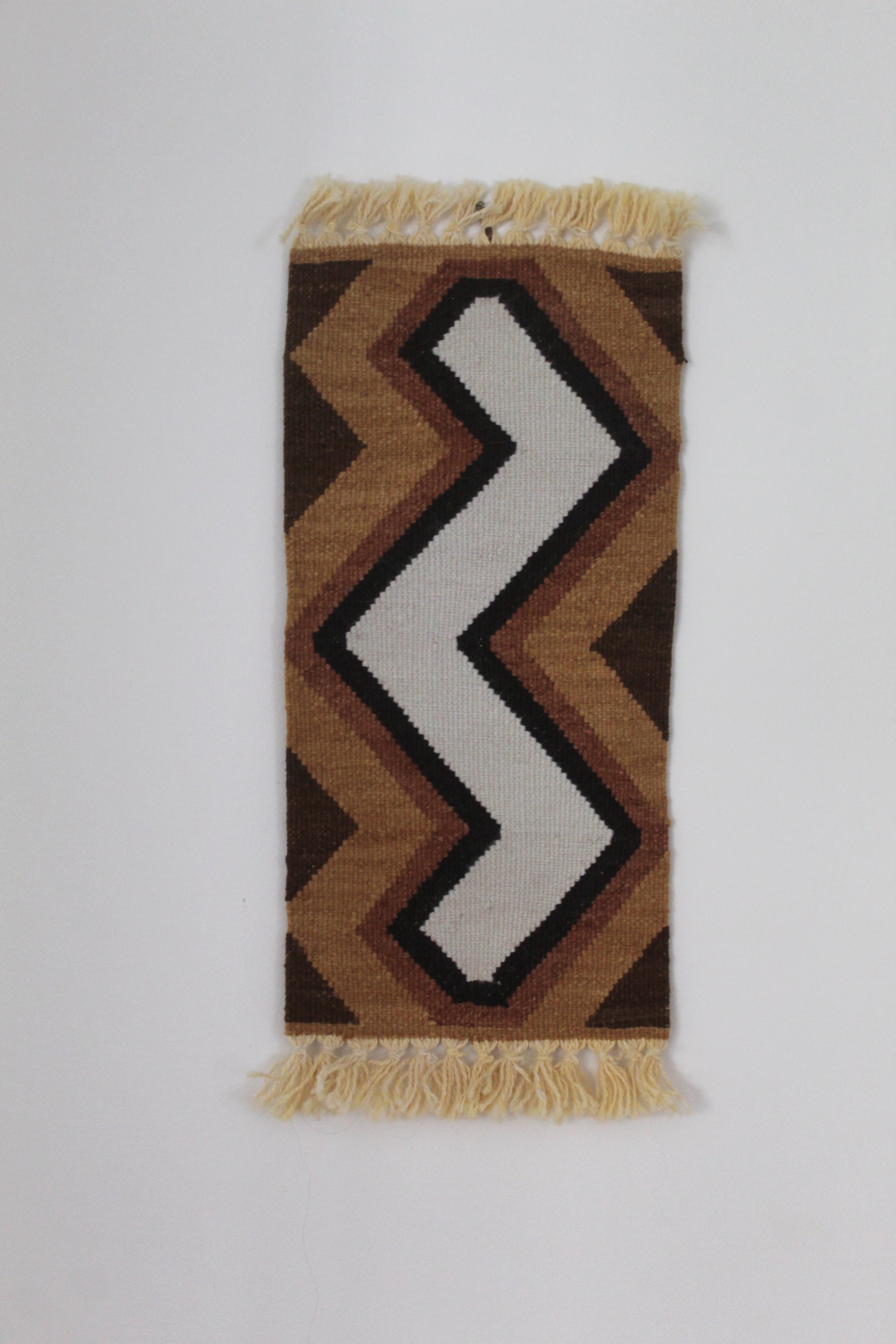 Formosa Qom Textile #028, handwoven sheep wool by Qom artisans, Argentina