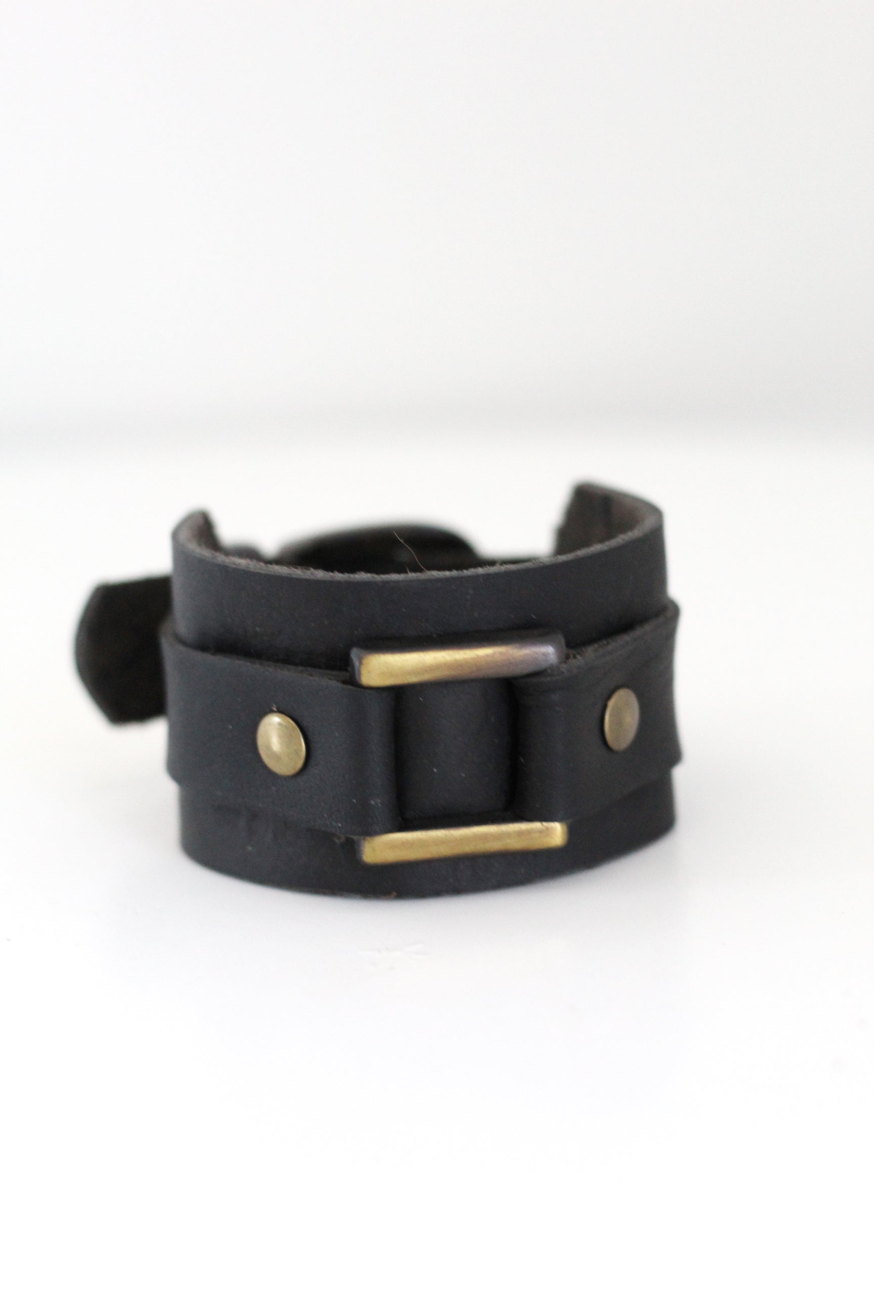 Tanned Leather Bracelet #002, handcrafted leather, Argentina