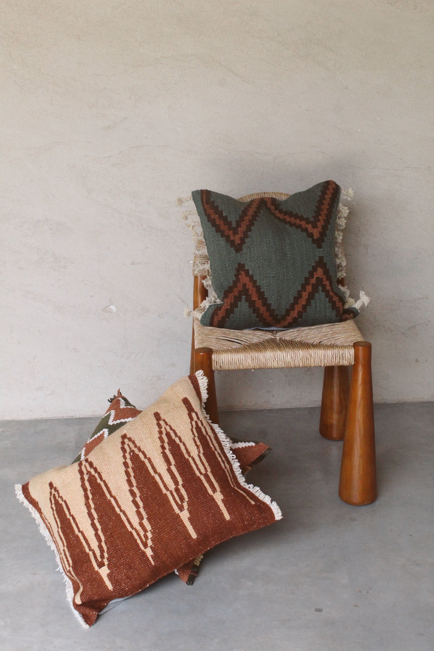 Qom Square Cushion #004