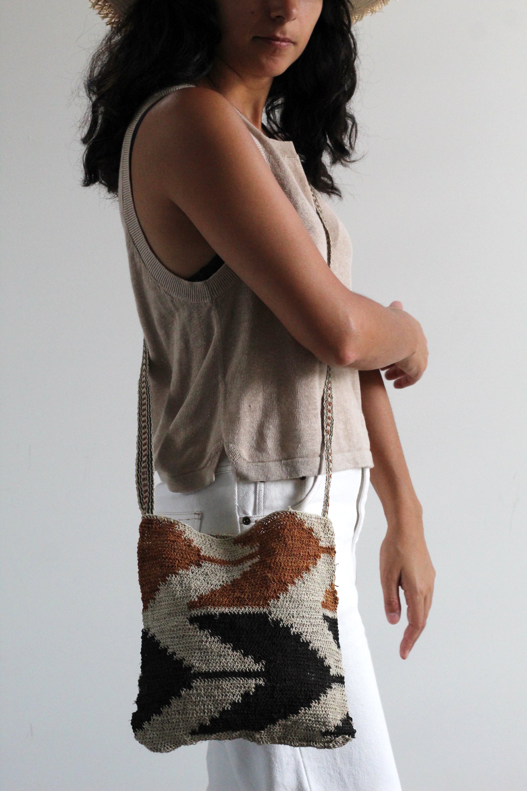 Hand woven Etnia bag 