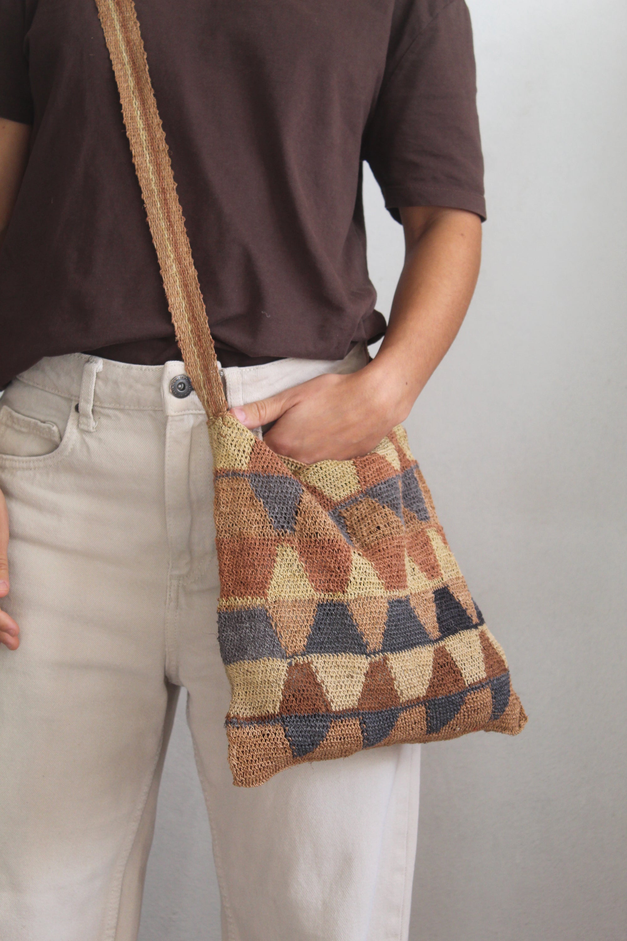 Hand woven Tierra Bag 