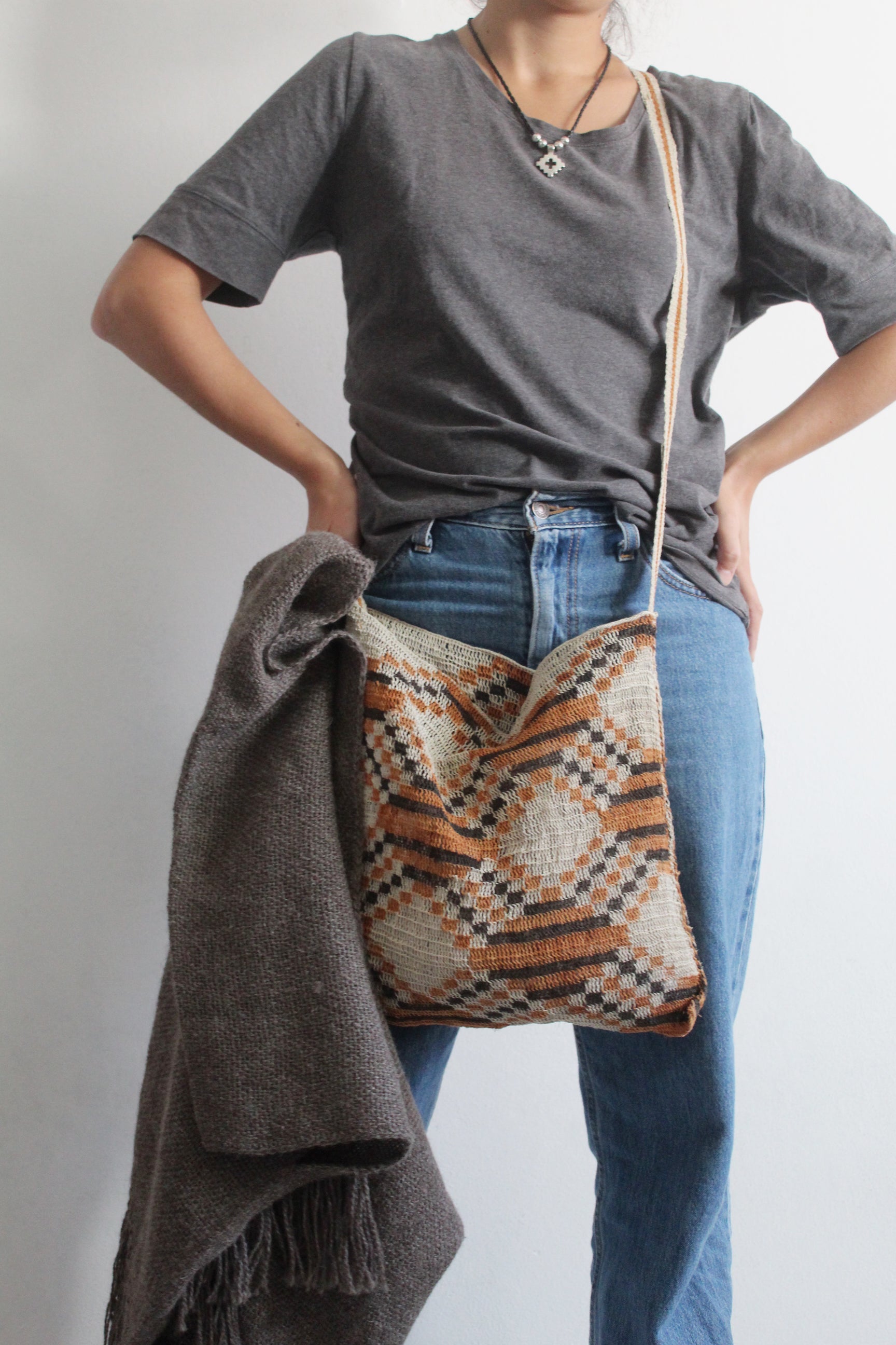 Hand woven Tierra Bag 