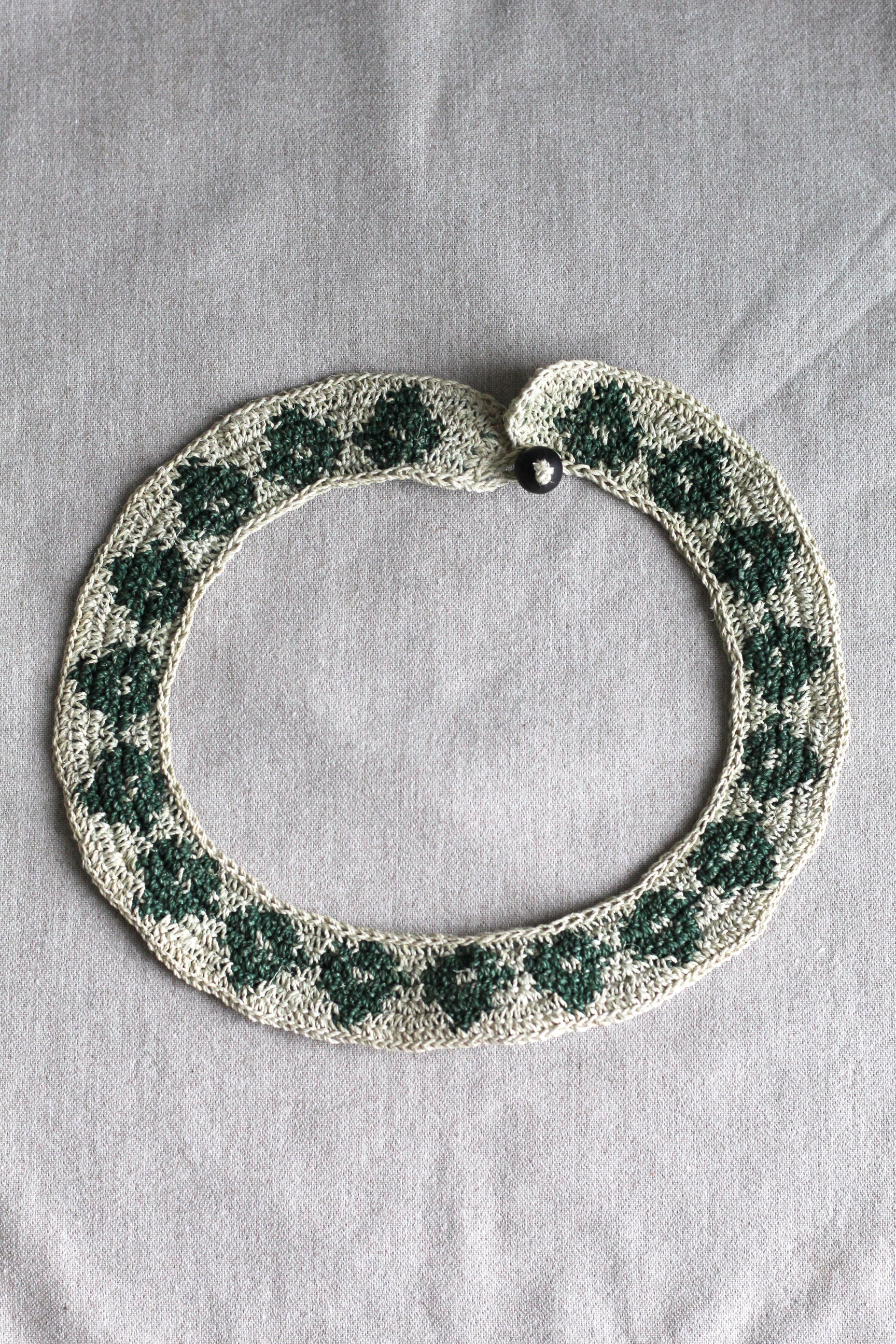 Necklace #0105 Natural and Green, handwoven chaguar by Wichi artisans, Argentina