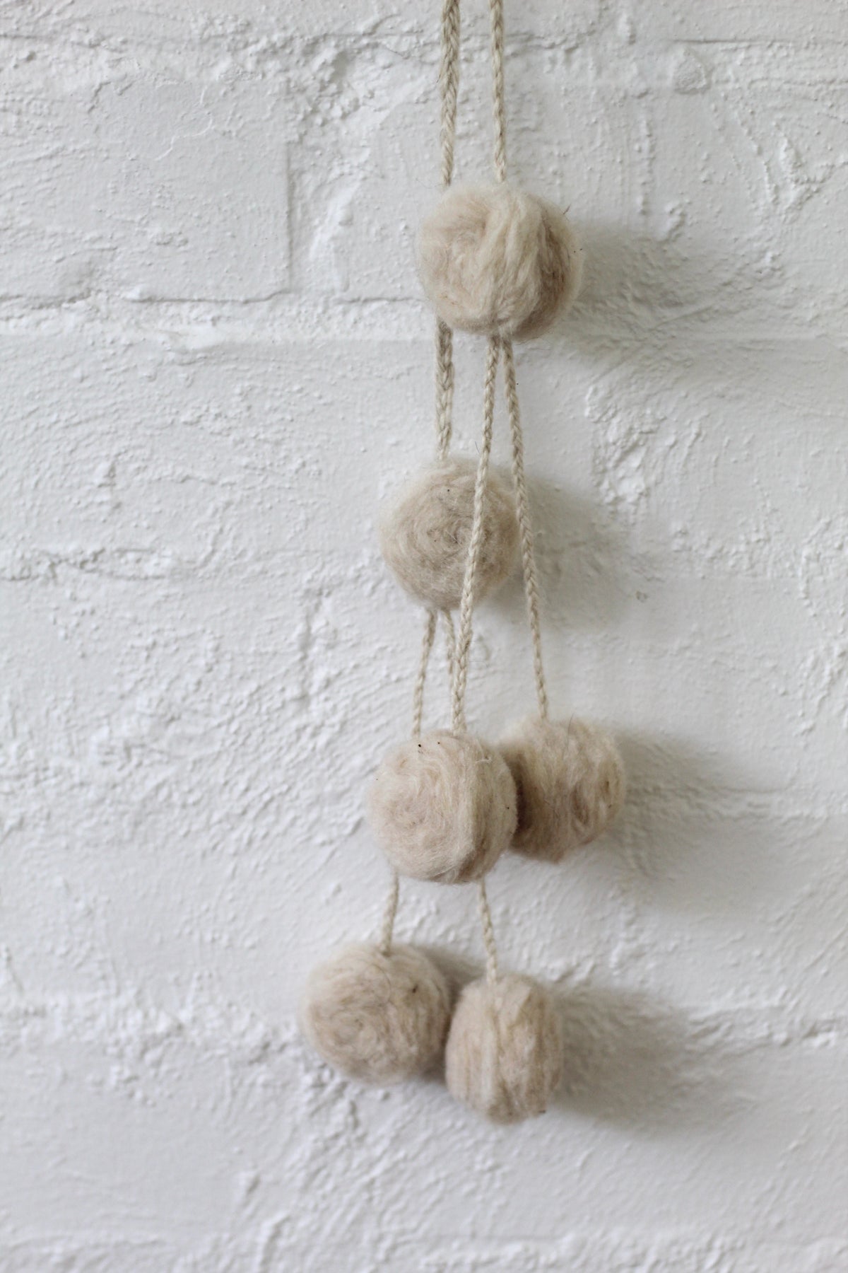 Pompons décoratifs au miel | Grand