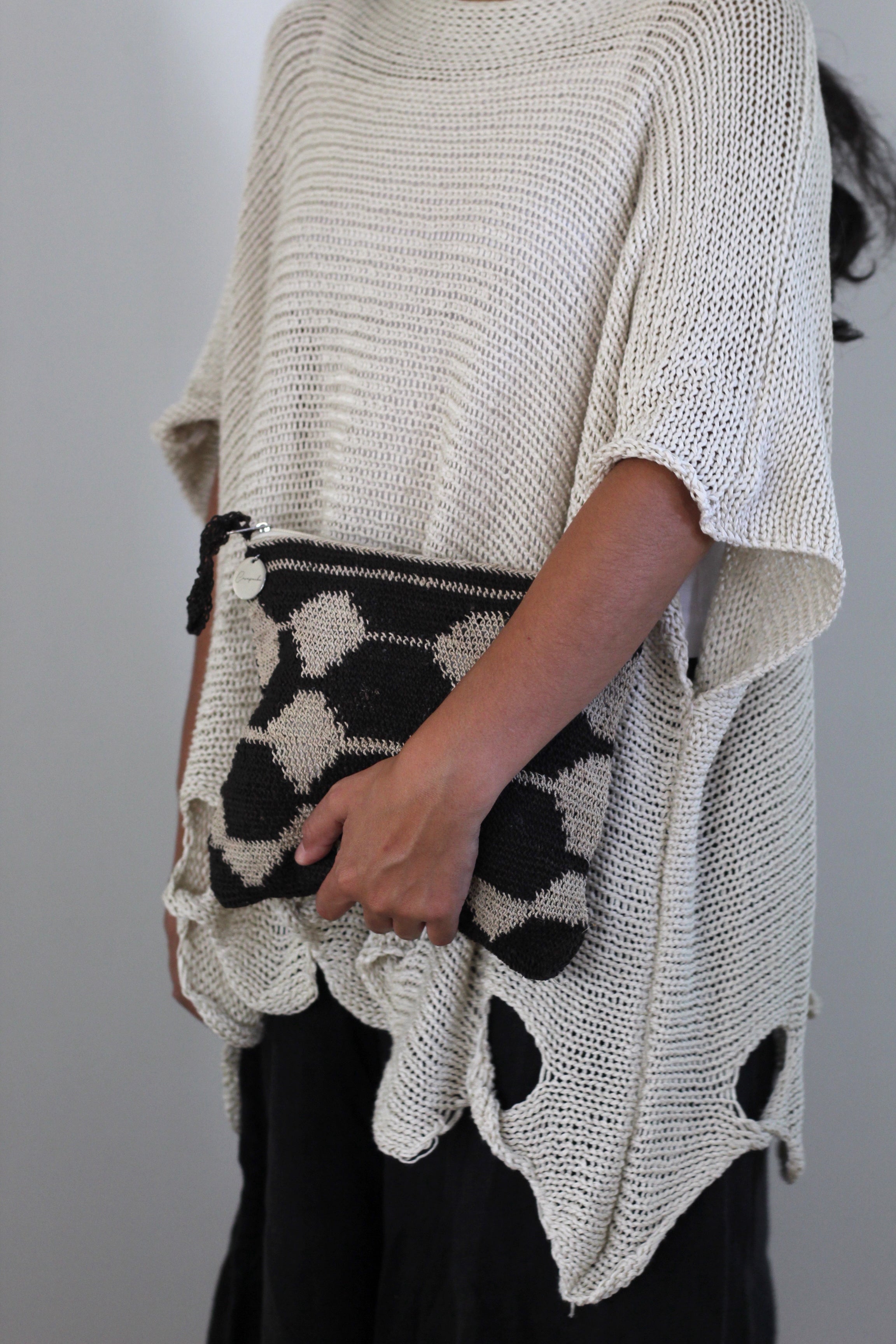 Hand woven Antigua Clutch #066