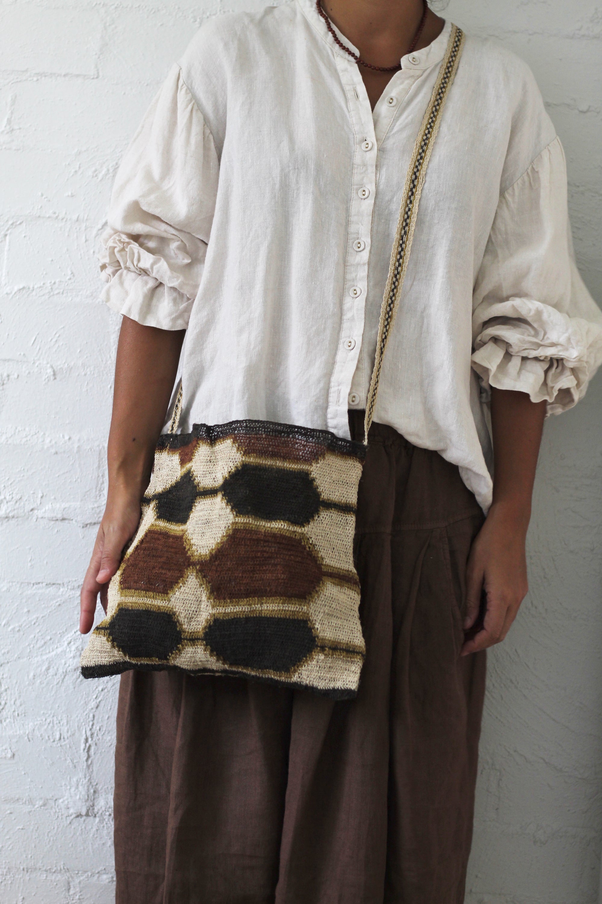 Hand woven Tierra Bag 