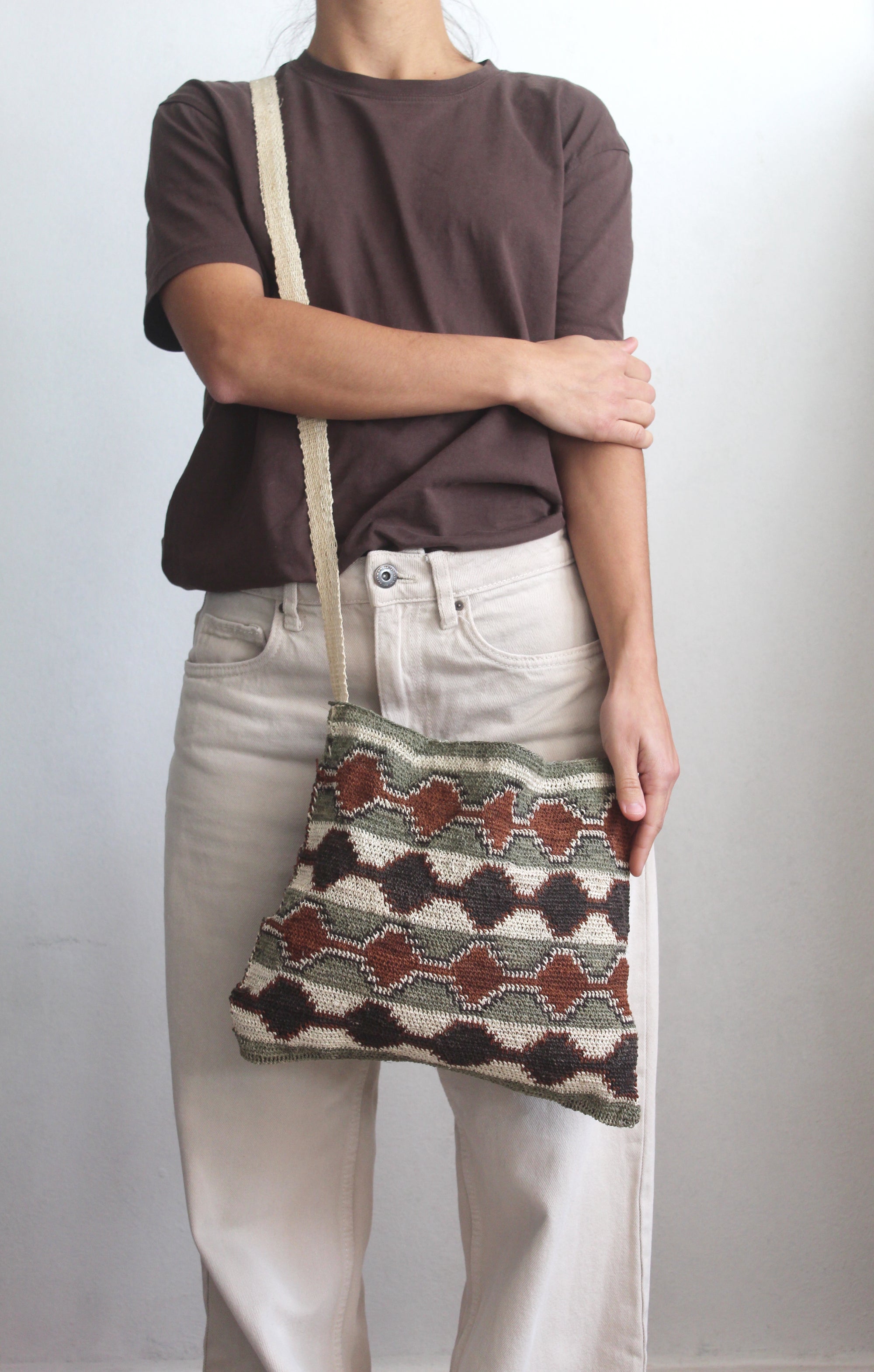 Hand woven Tierra Bag 