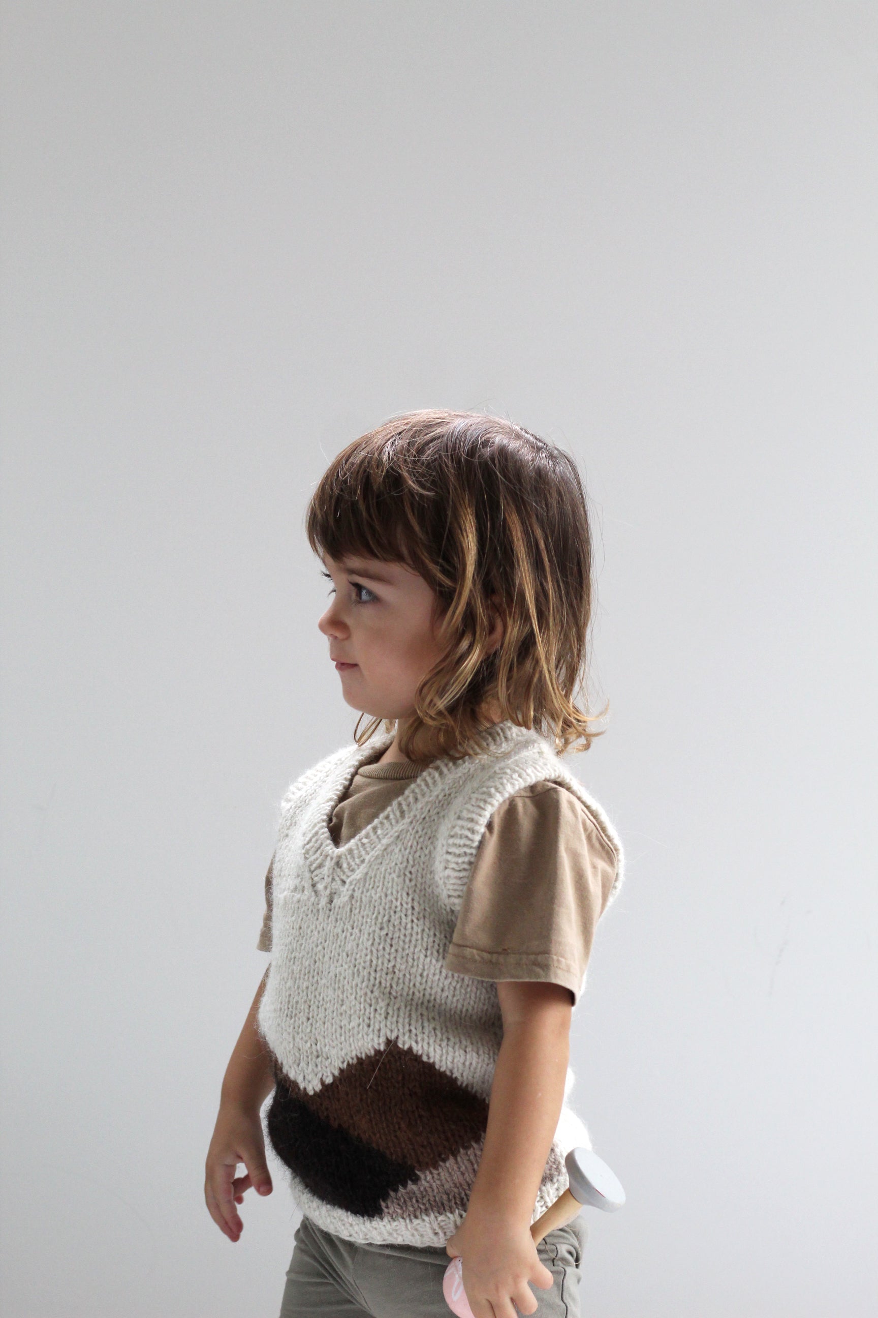 Hand Knitted Natural Cerros Vest, llama wool, Argentina