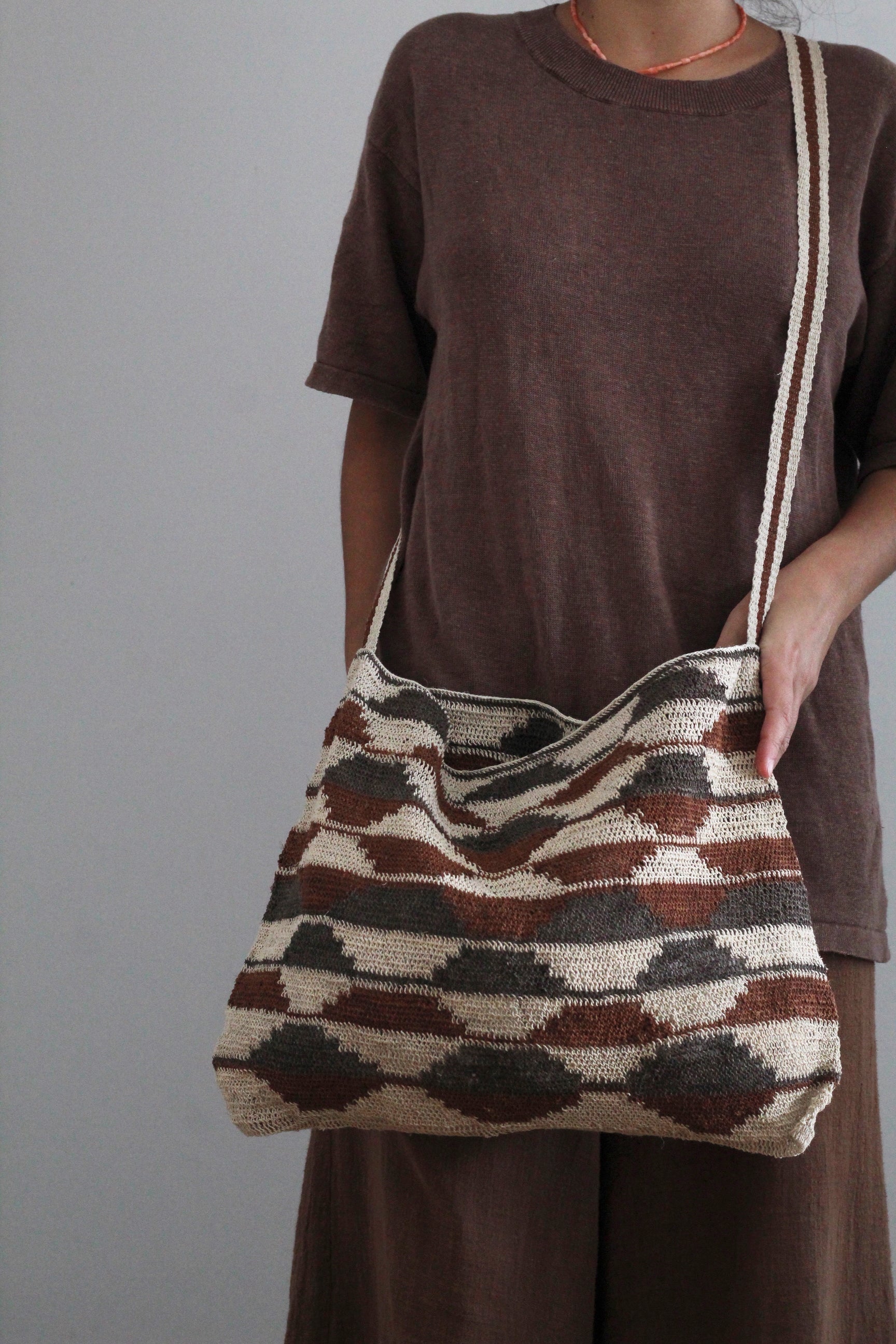Hand woven Oversized Bag #052