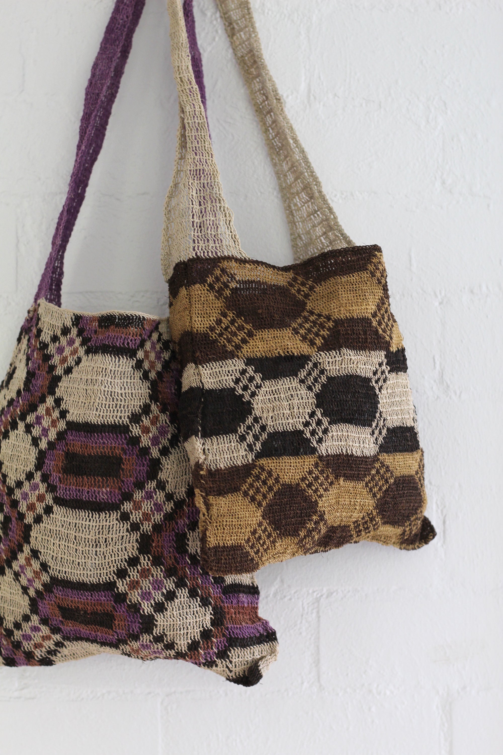 Hand Woven Etnia Bag #0174, chaguar fibre by Wichi artisans, Argentina