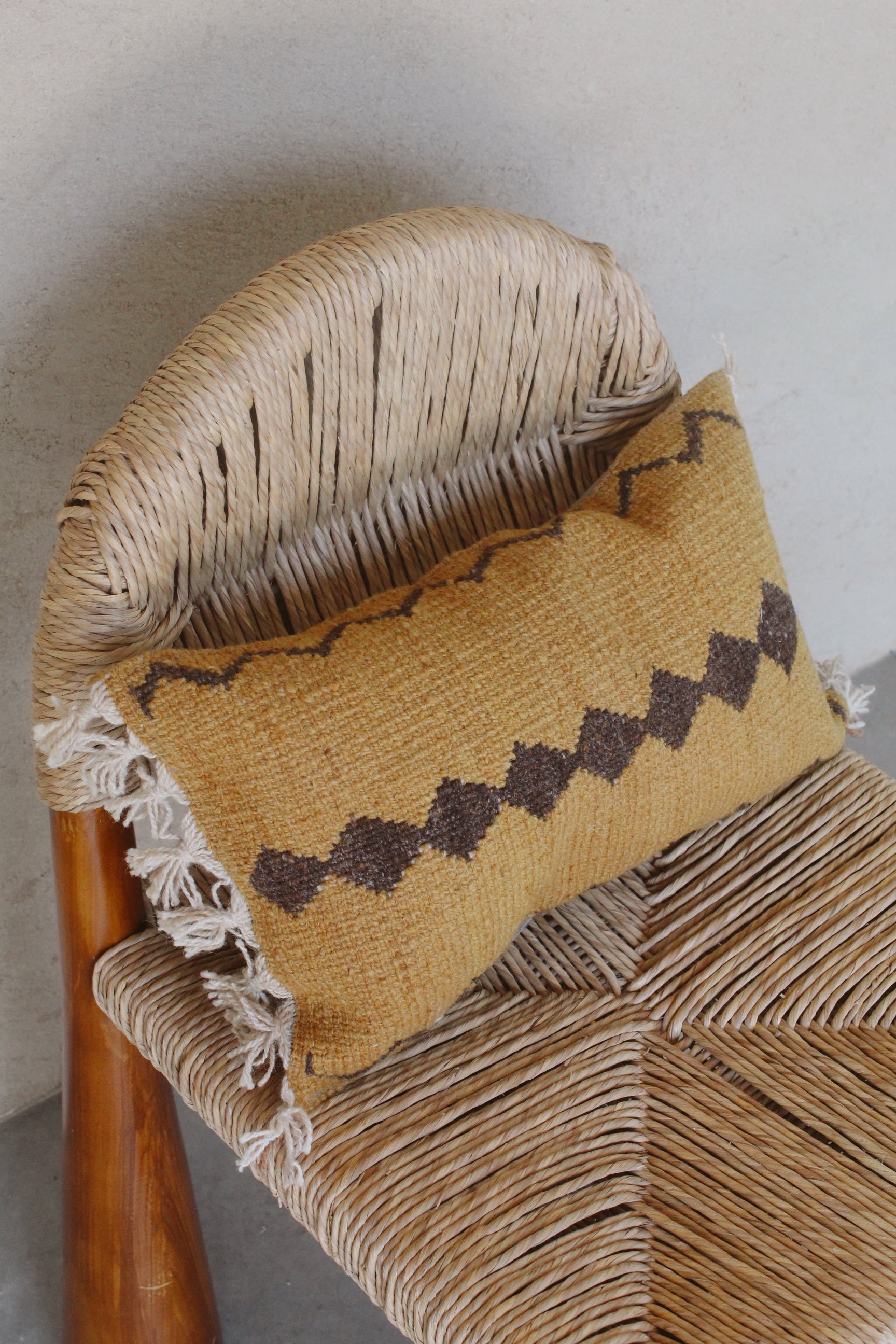 Qom Rectangle Cushion #018