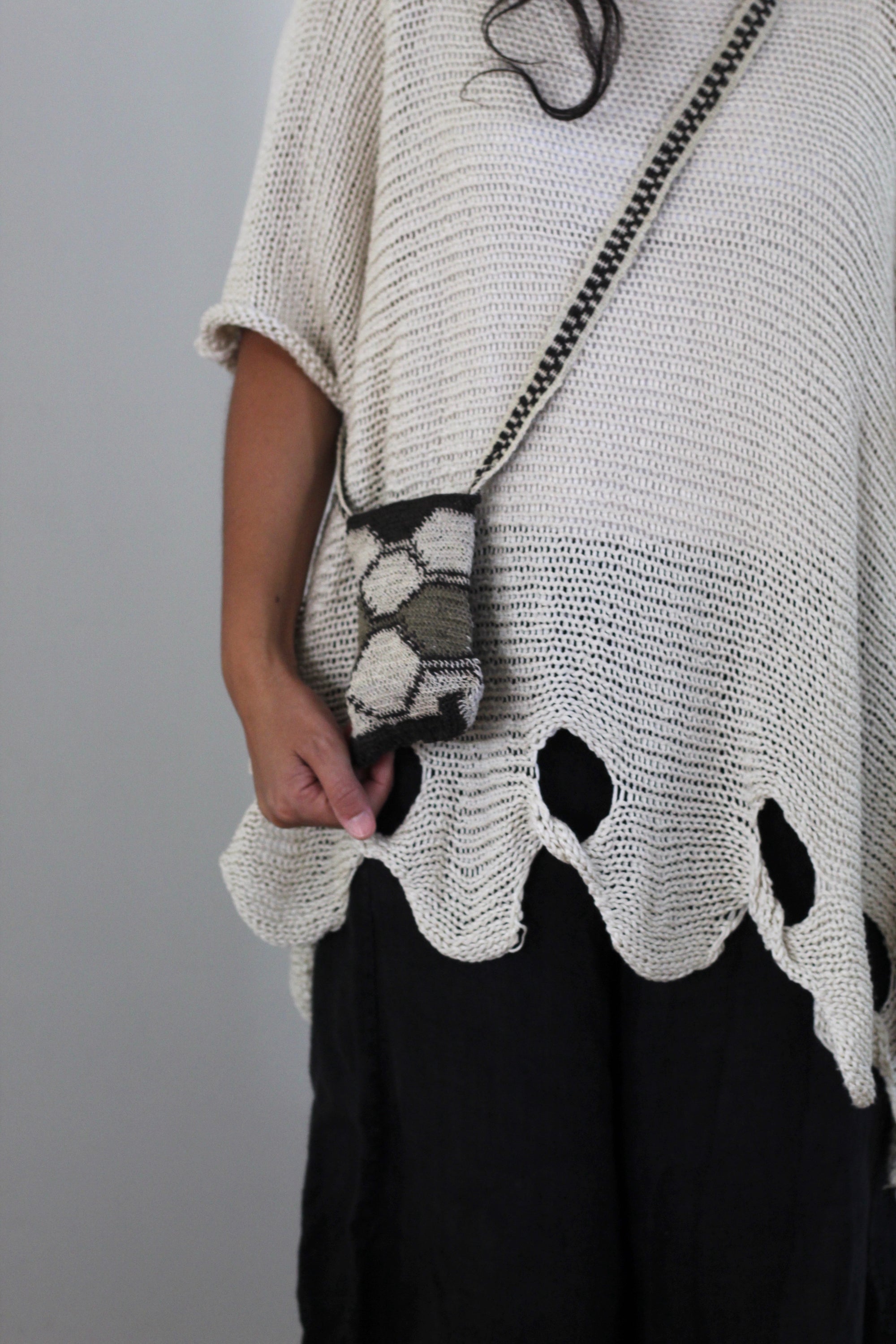 Hand Woven Phone Case #0150, chaguar fibre by Wichi artisans, Argentina