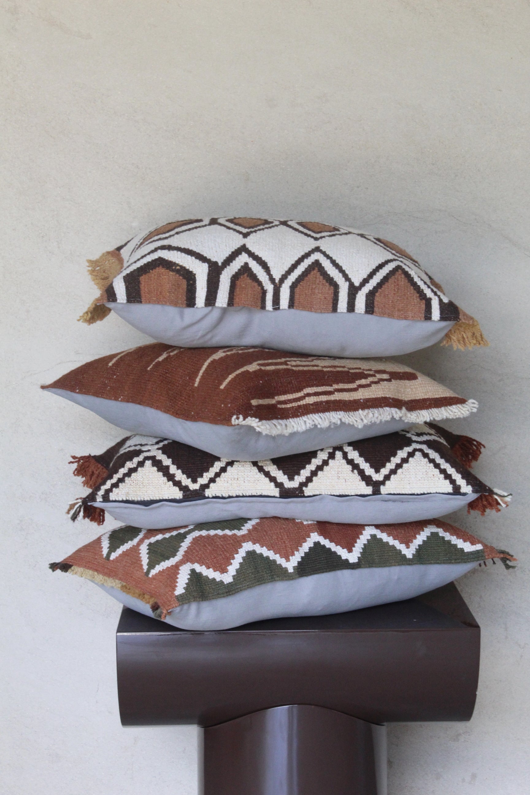 Qom Rectangle Large Cushion #022