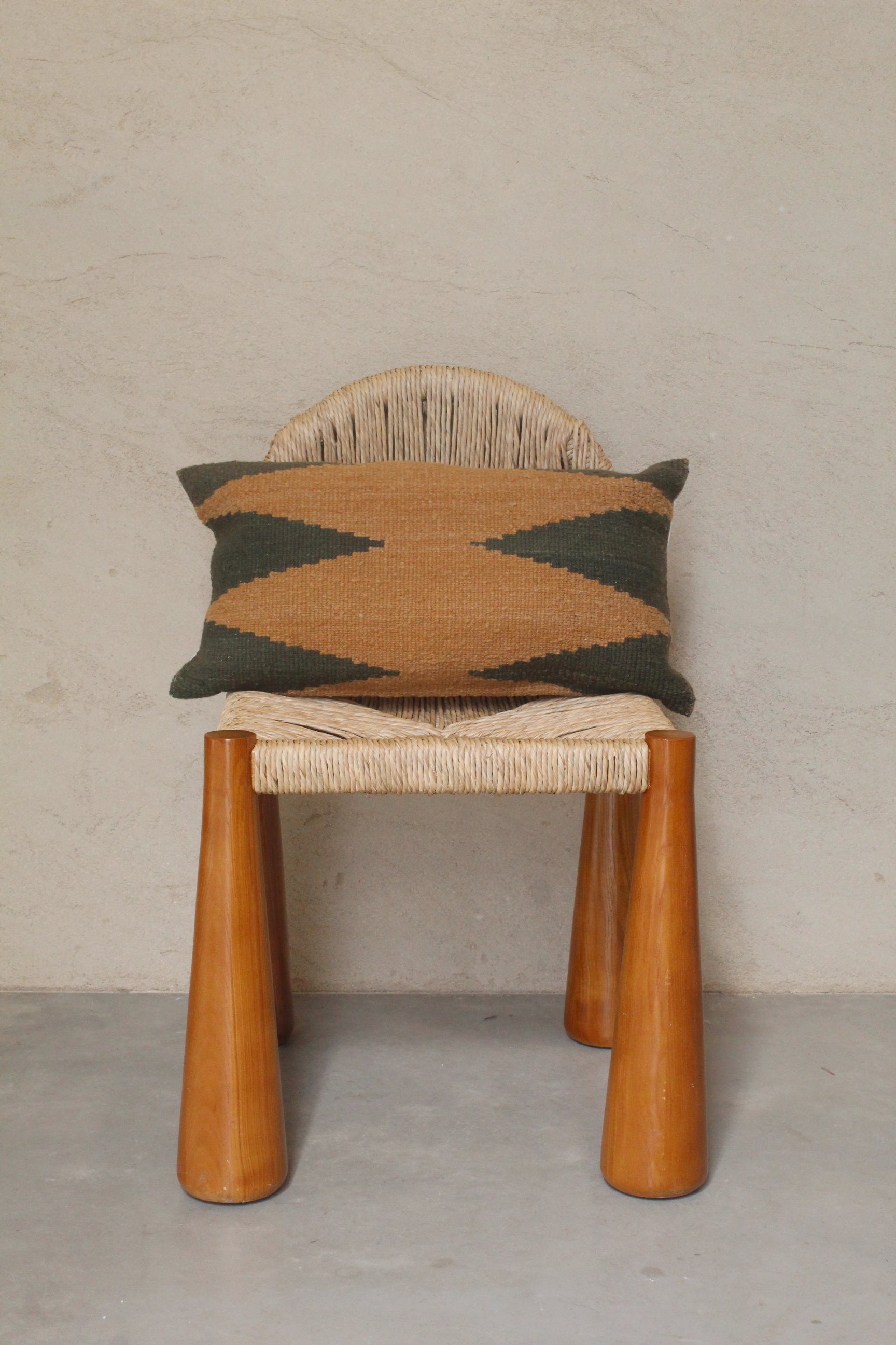 Qom Rectangle Cushion 