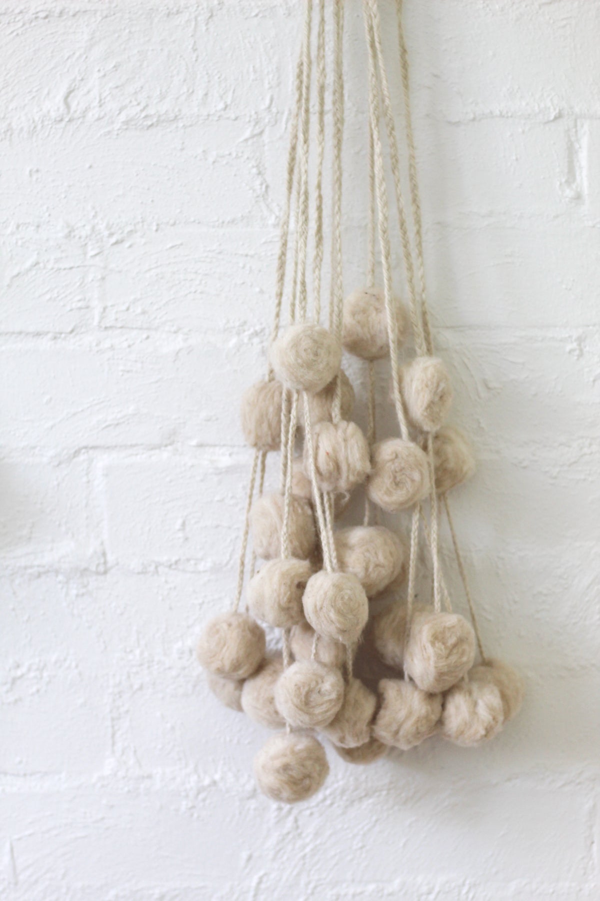 Pompons décoratifs au miel | Grand