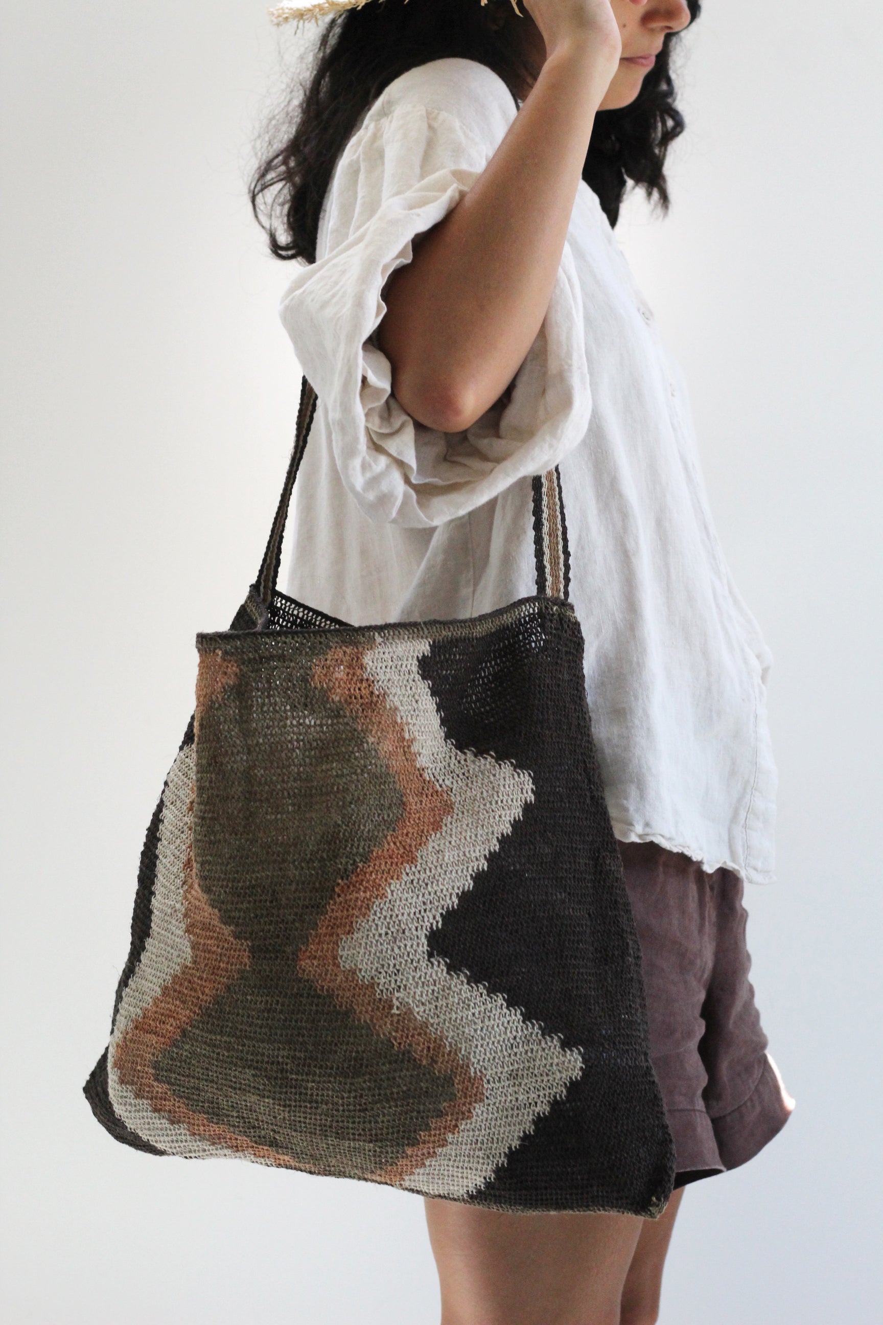 Hand woven Oversized Bag #043