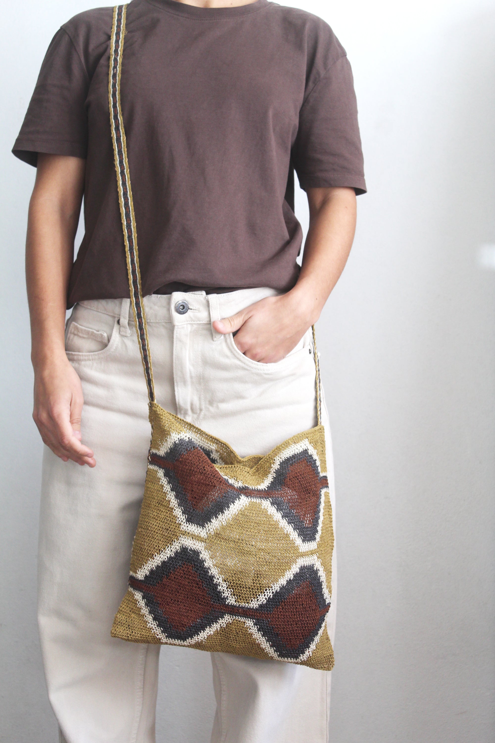 Hand woven Tierra Bag 