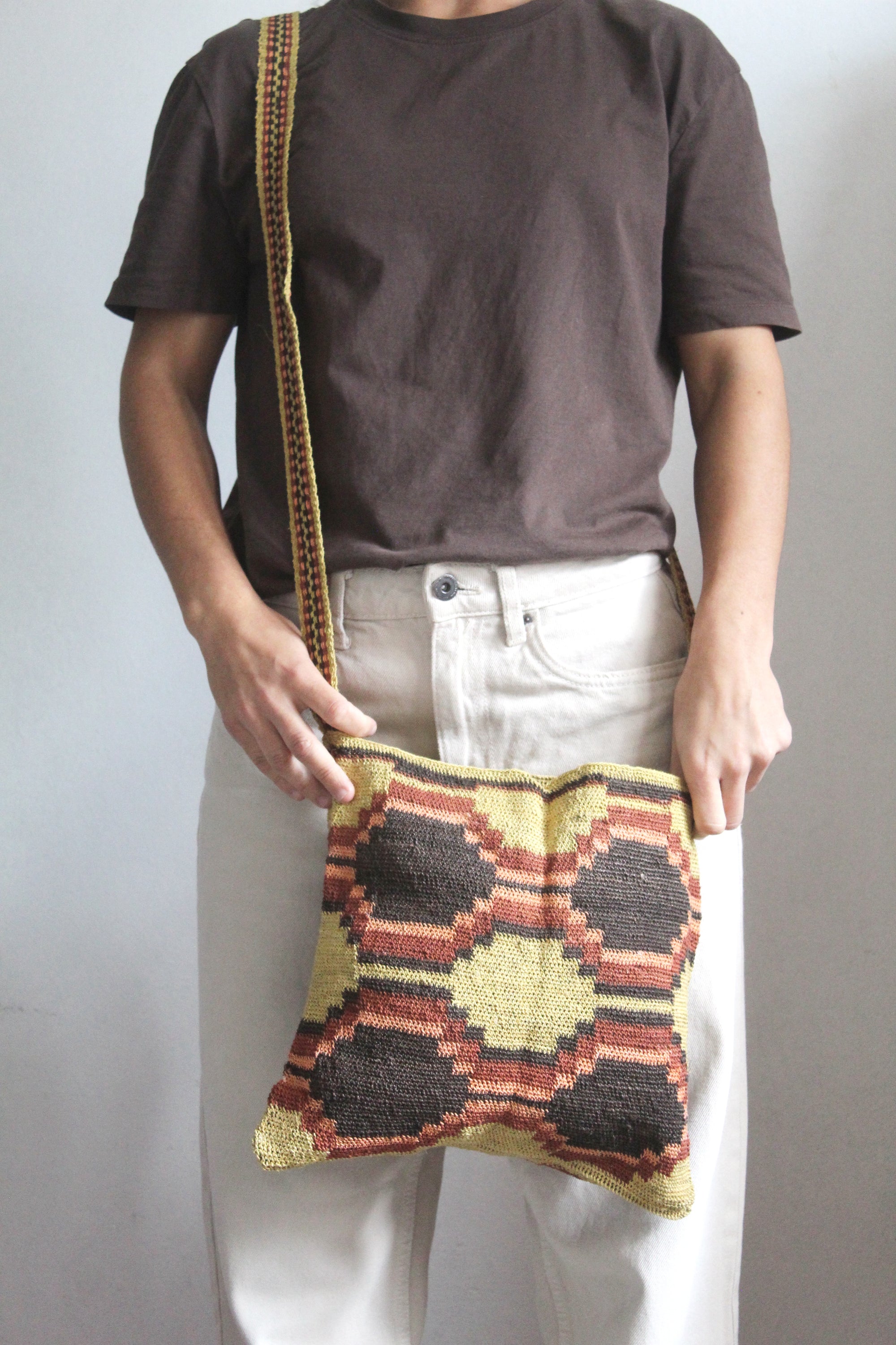 Hand woven Tierra Bag 