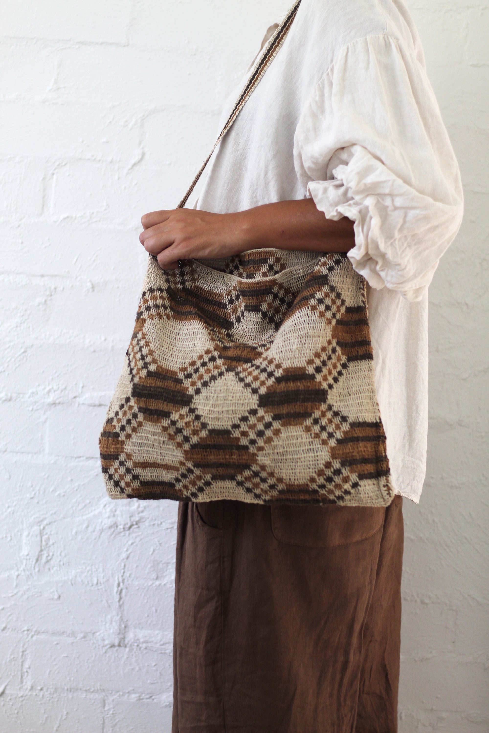 Hand woven Tierra Bag 