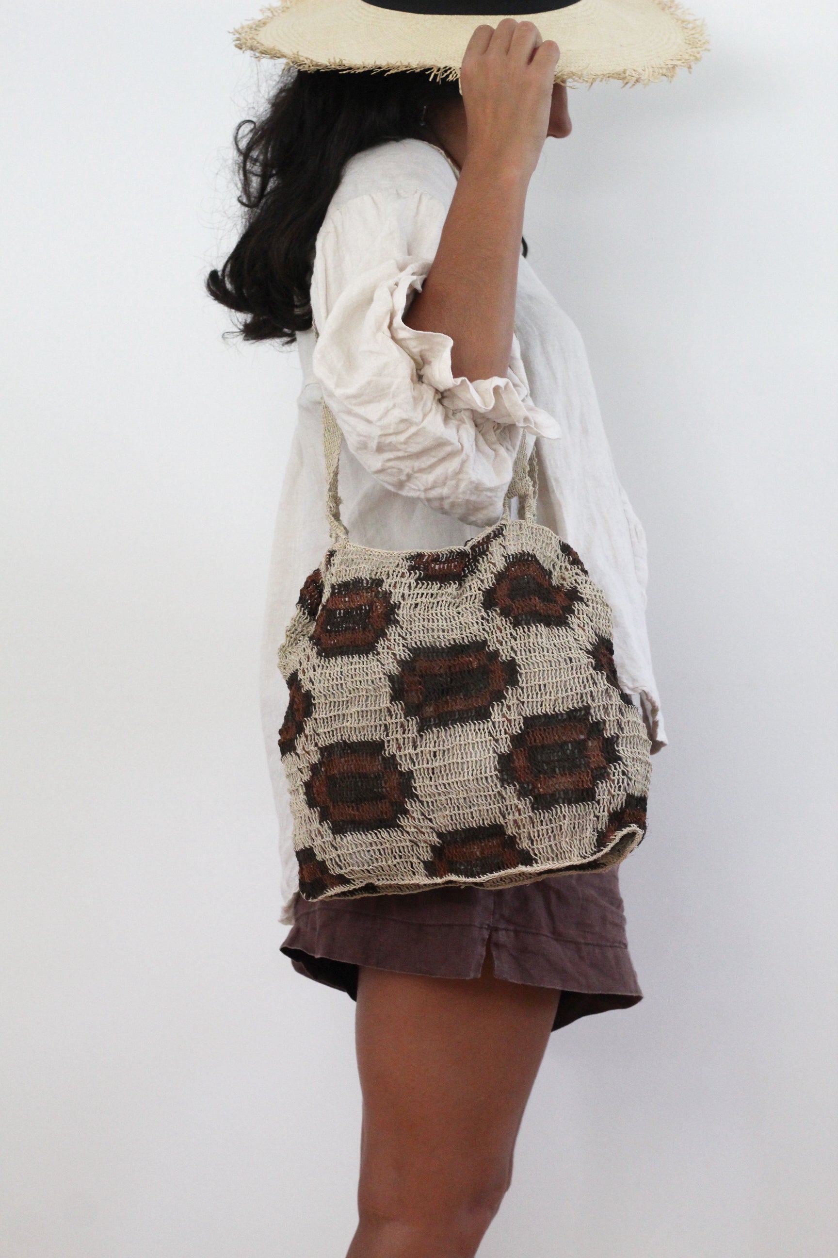 Hand woven Tierra bag 