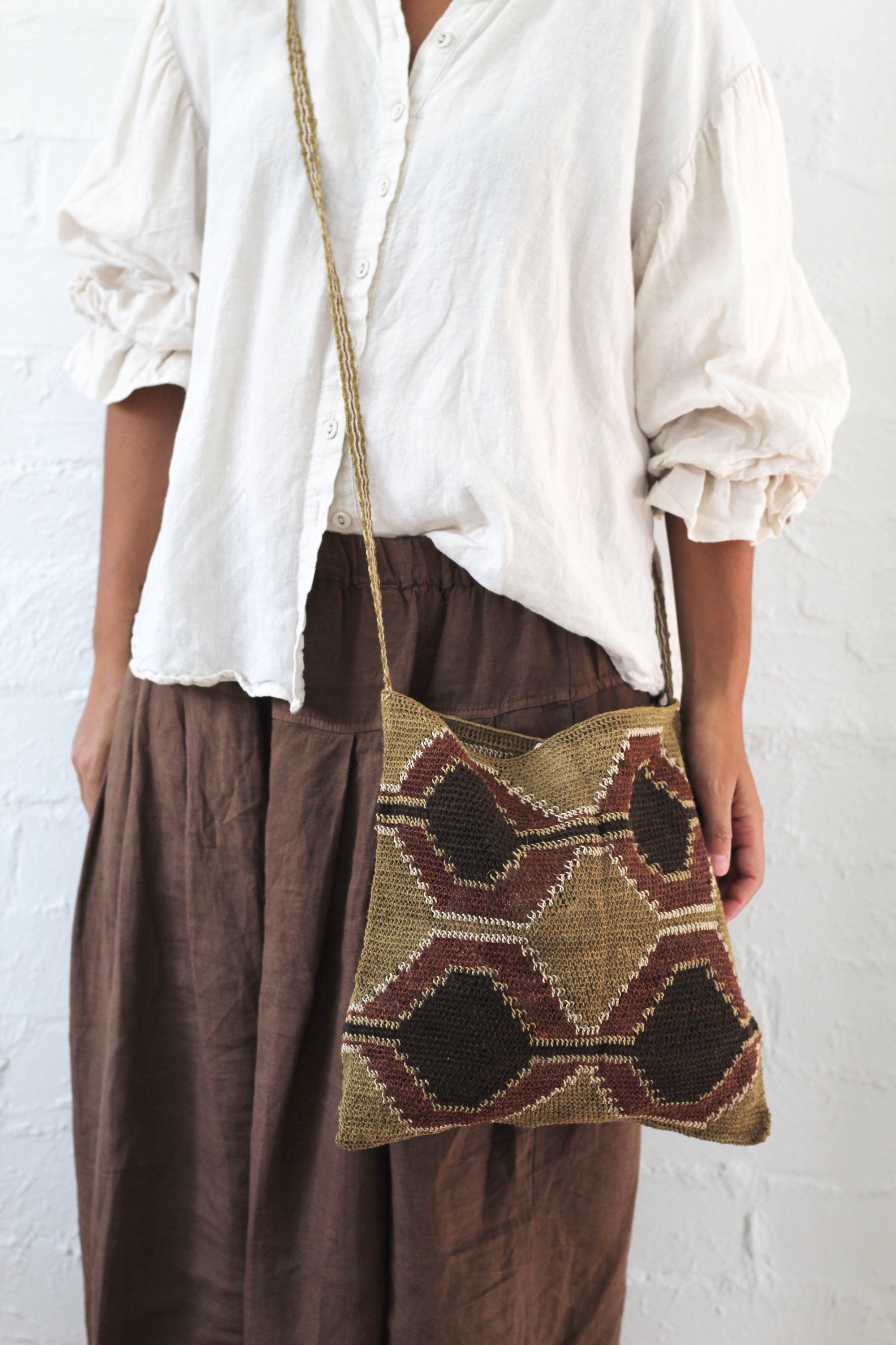 Hand woven Tierra Bag 