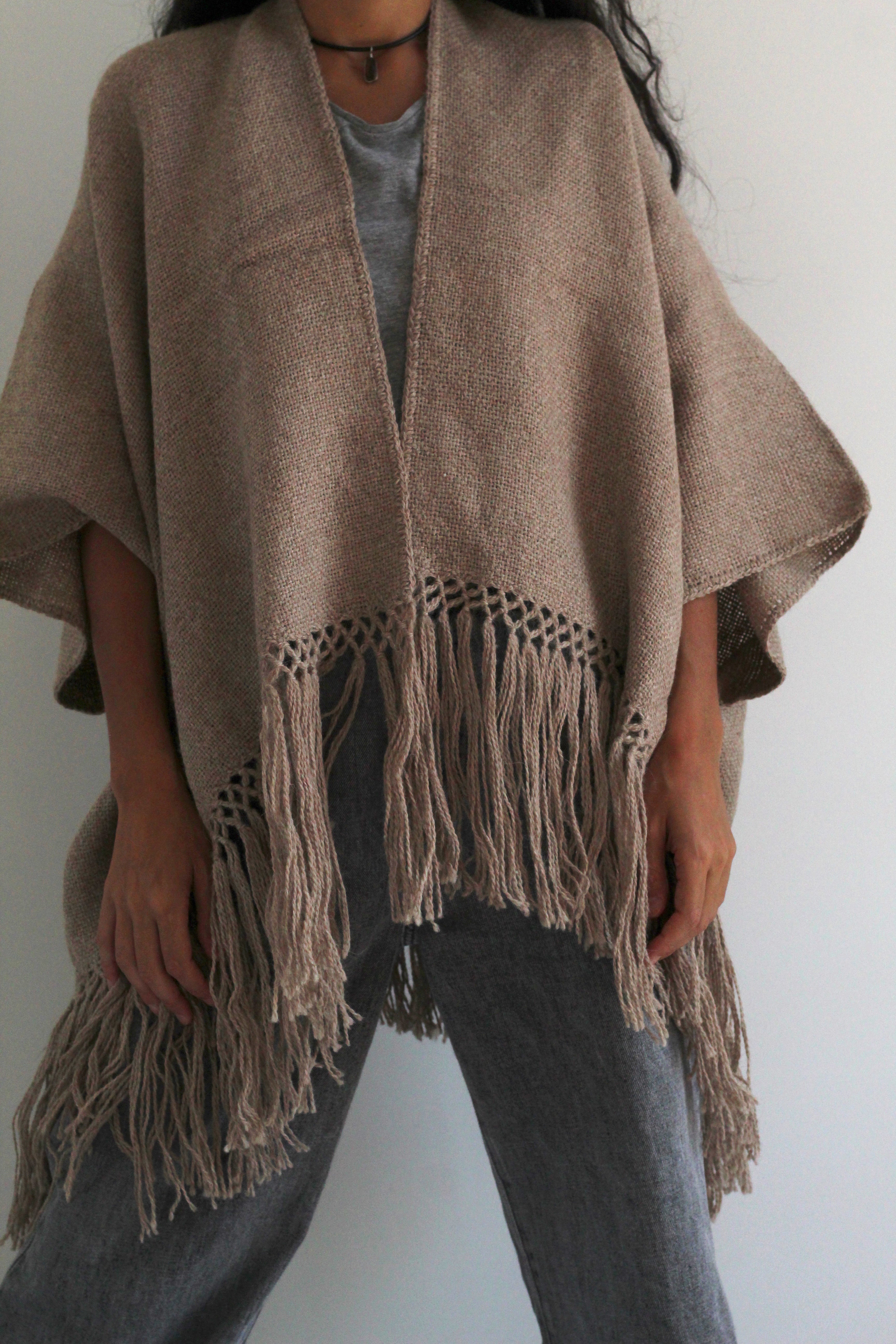 Llama Wool Mid Length Poncho | Beige