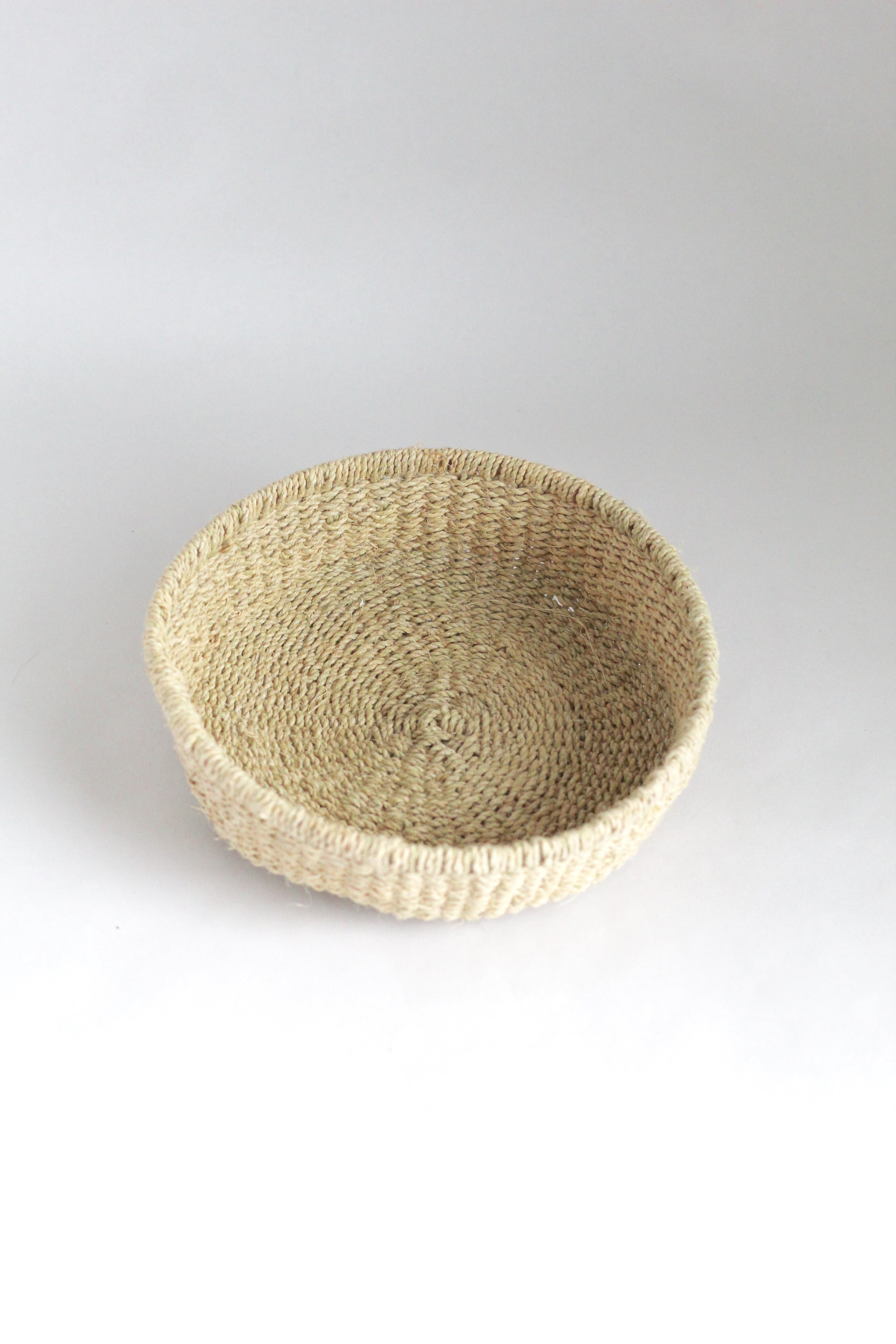 Chaguar Basket #072, handwoven chaguar fibre by Wichi artisans, Argentina